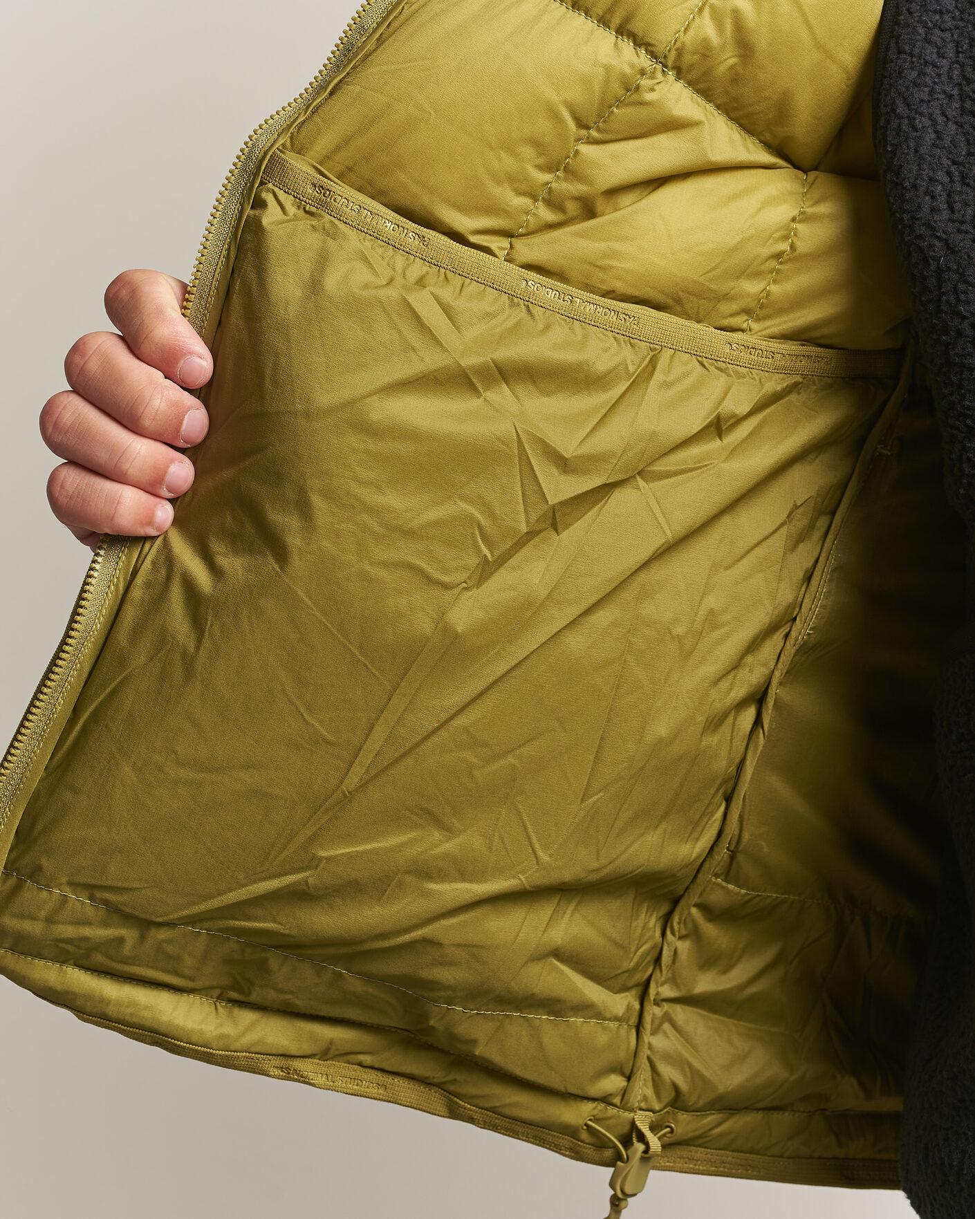 Mies | Takit | Pas Normal Studios | Off-Race Down Liner Jacket Dark Lime