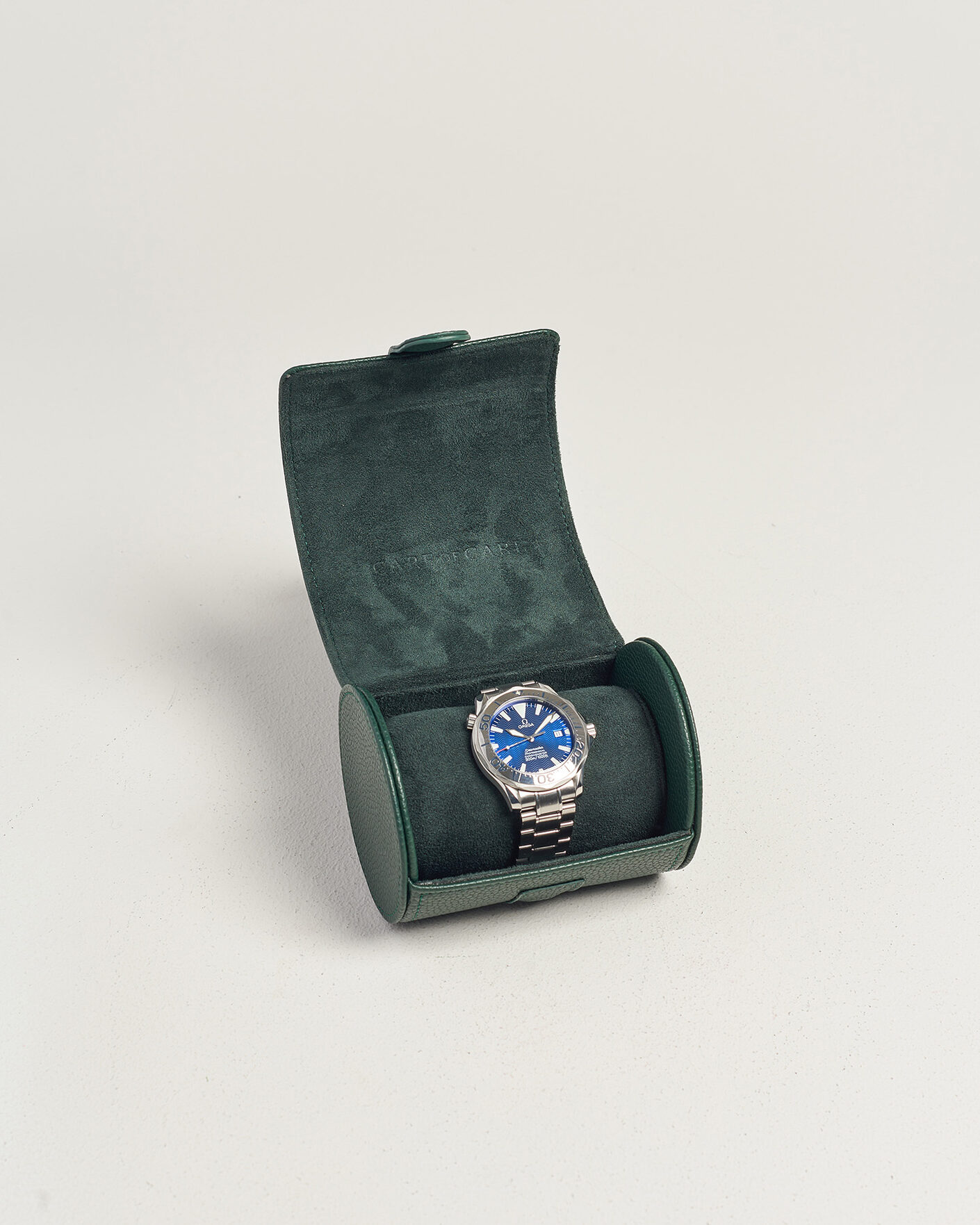 Mies | Pre-Owned & Vintage Watches | Omega Pre-Owned | Seamaster 300M Electric Blue