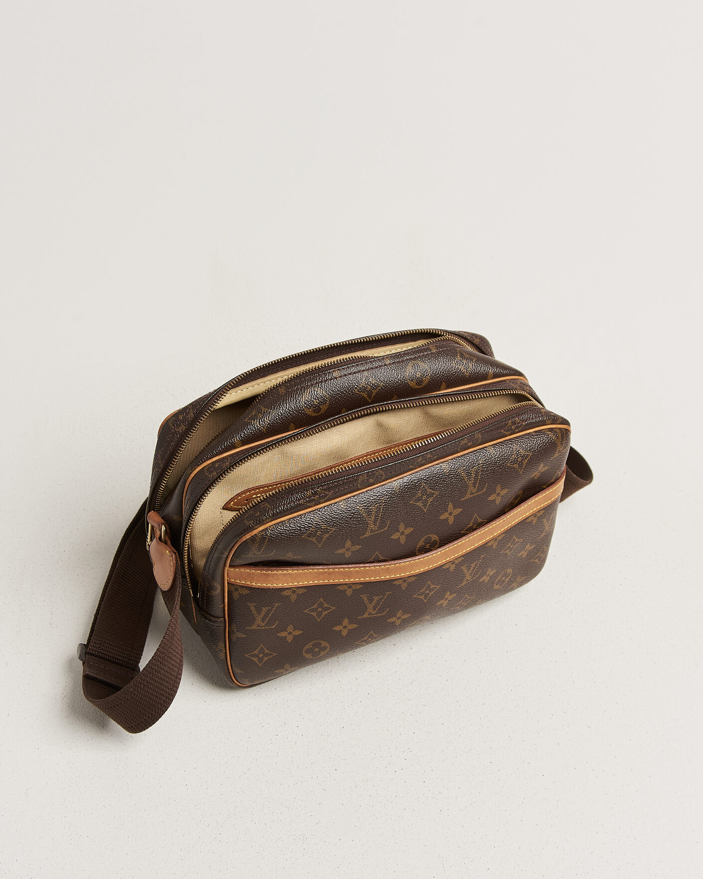 Mies | Pre-Owned & Vintage Bags | Louis Vuitton Pre-Owned | Reporter Bag PM Monogram