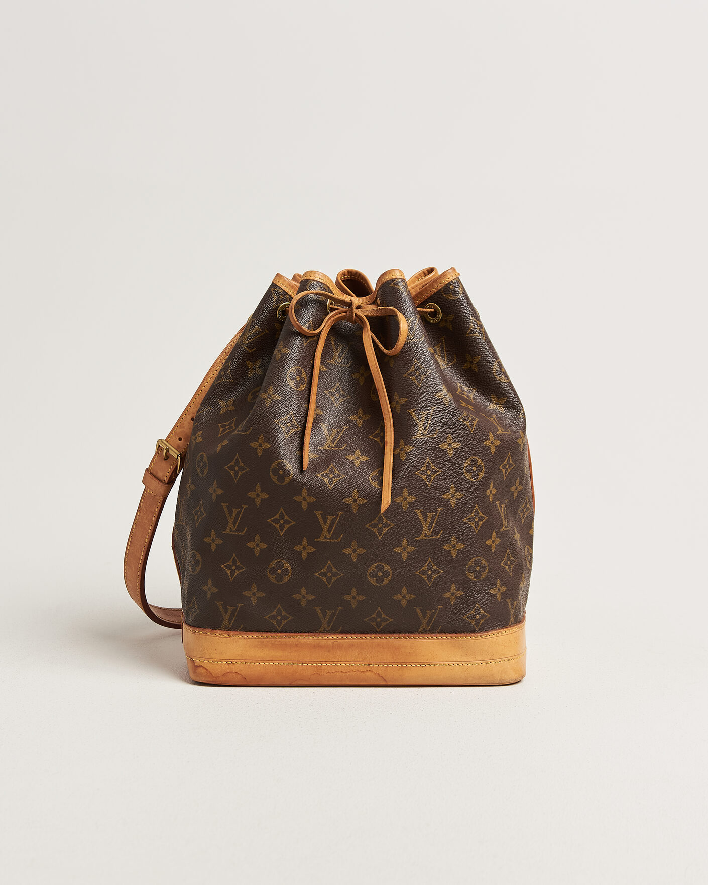 Mies | Pre-Owned & Vintage Bags | Louis Vuitton Pre-Owned | Noé Monogram