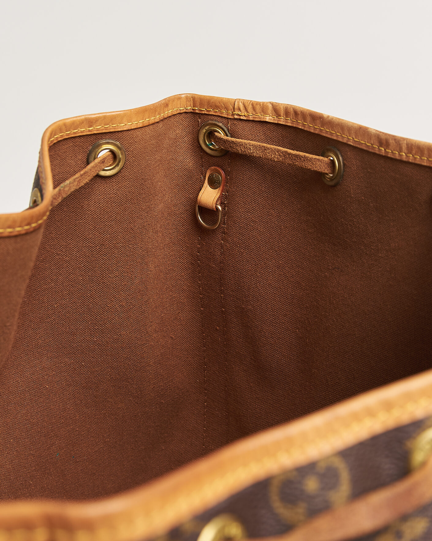 Mies | Pre-Owned & Vintage Bags | Louis Vuitton Pre-Owned | Noé Monogram