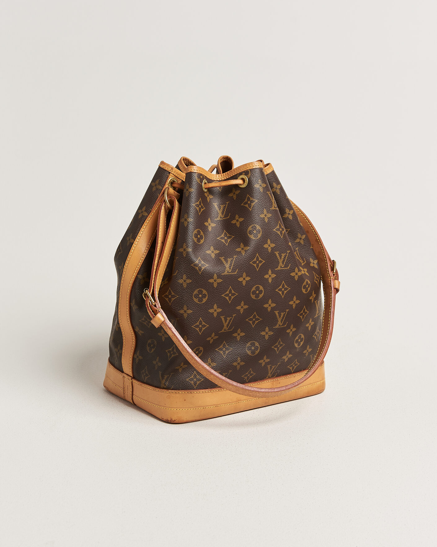 Mies | Pre-Owned & Vintage Bags | Louis Vuitton Pre-Owned | Noé Monogram