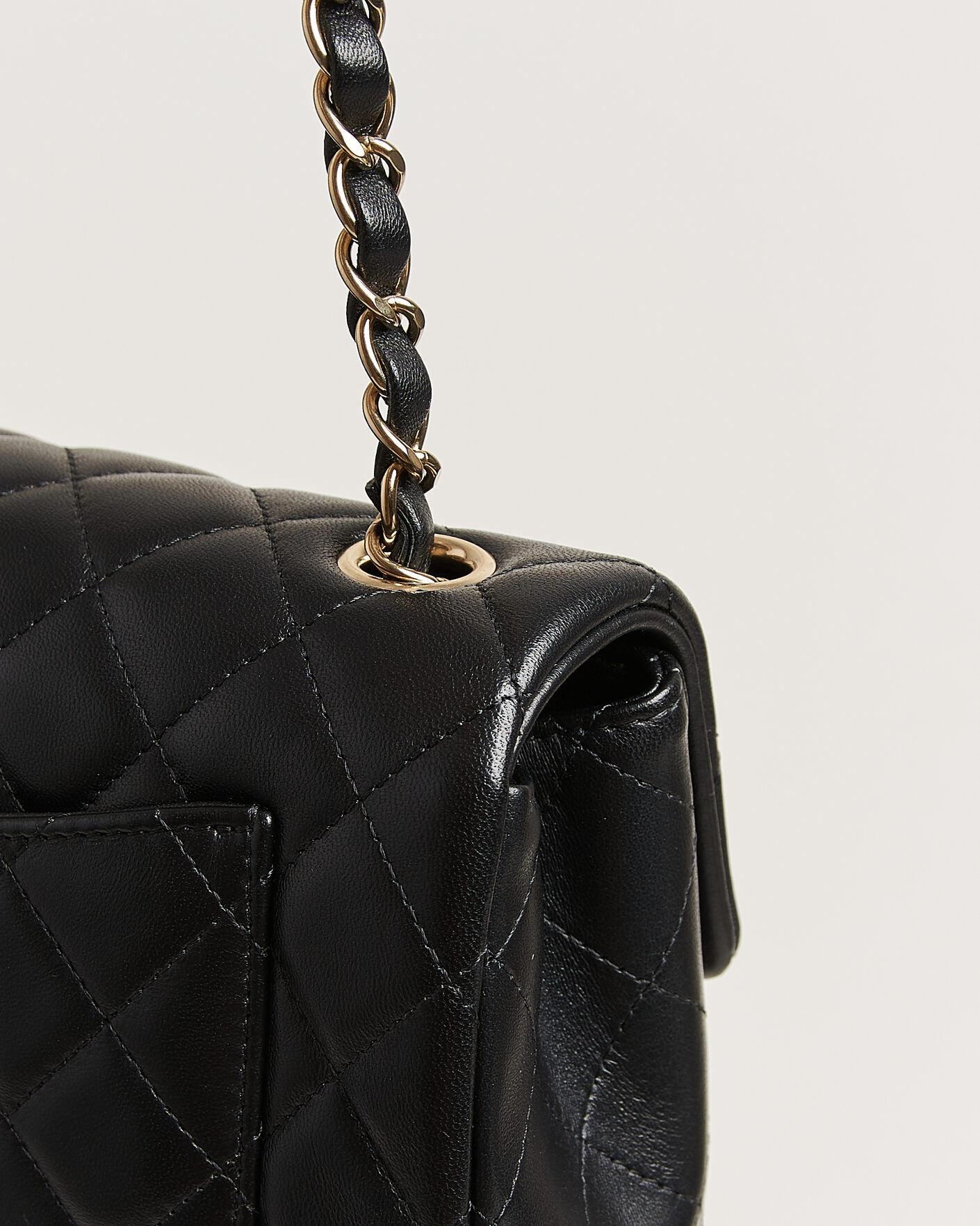 Mies | Pre-Owned & Vintage Bags | Chanel Pre-Owned | Classic Mini Rectangular Single Flap Bag Lambskin Black