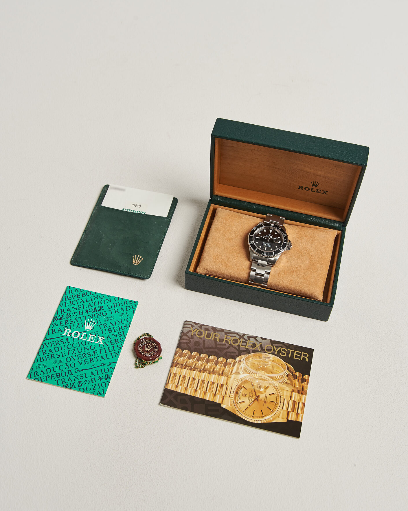 Mies | Pre-Owned & Vintage Watches | Rolex Pre-Owned | Submariner Date