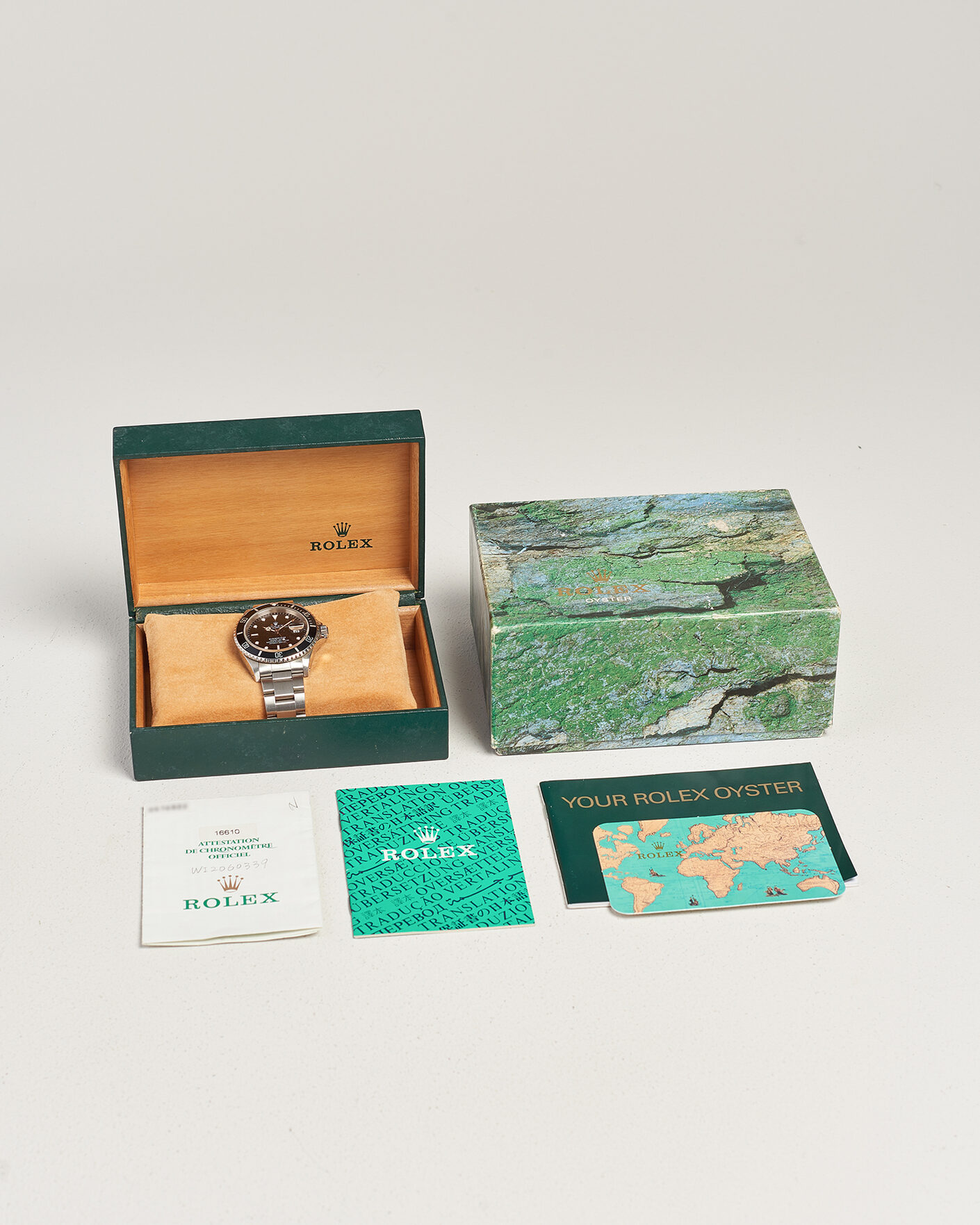 Mies | Pre-Owned & Vintage Watches | Rolex Pre-Owned | Submariner Date