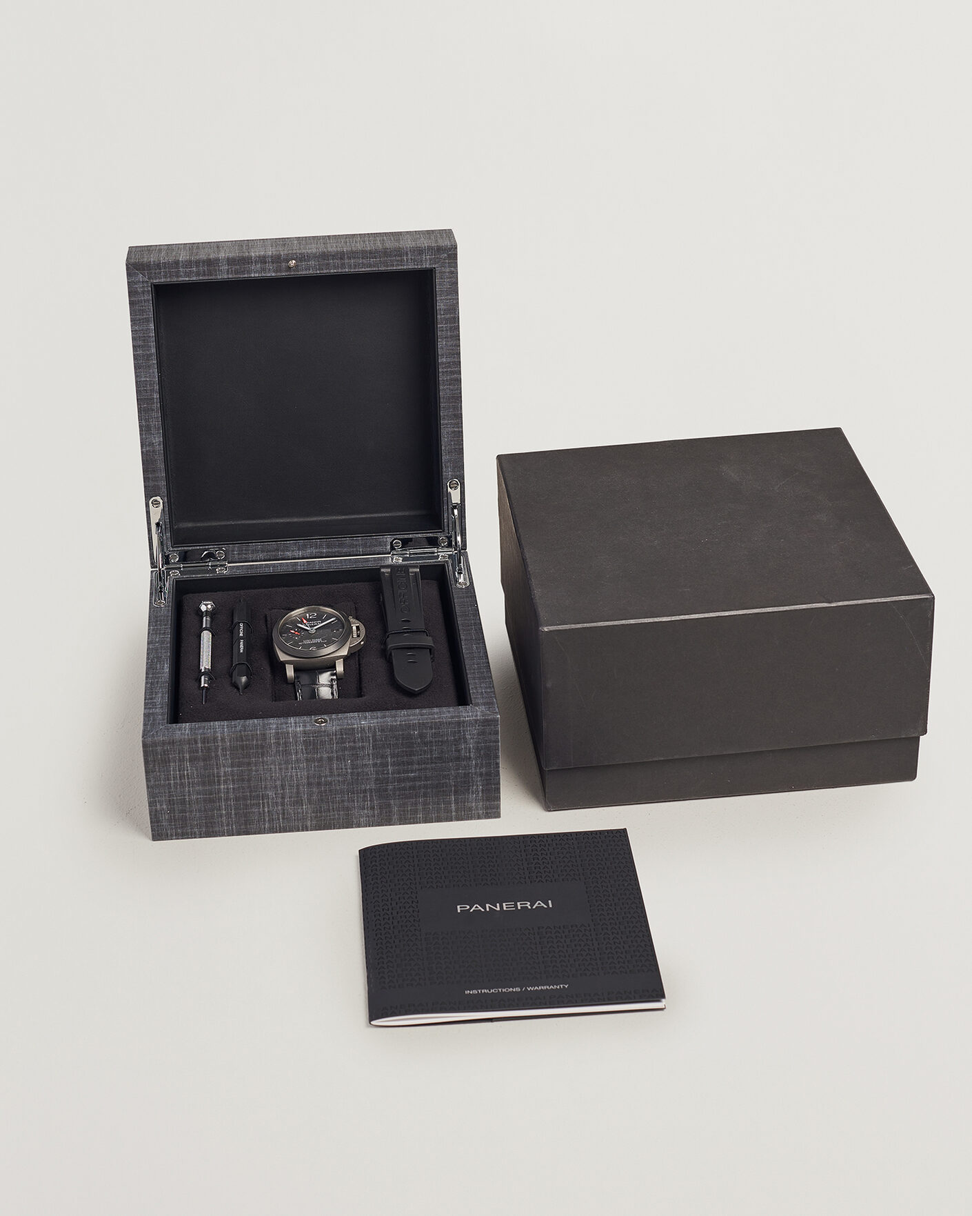 Mies | Pre-Owned & Vintage Watches | Panerai Pre-Owned | Luna Rossa PAM 1096
