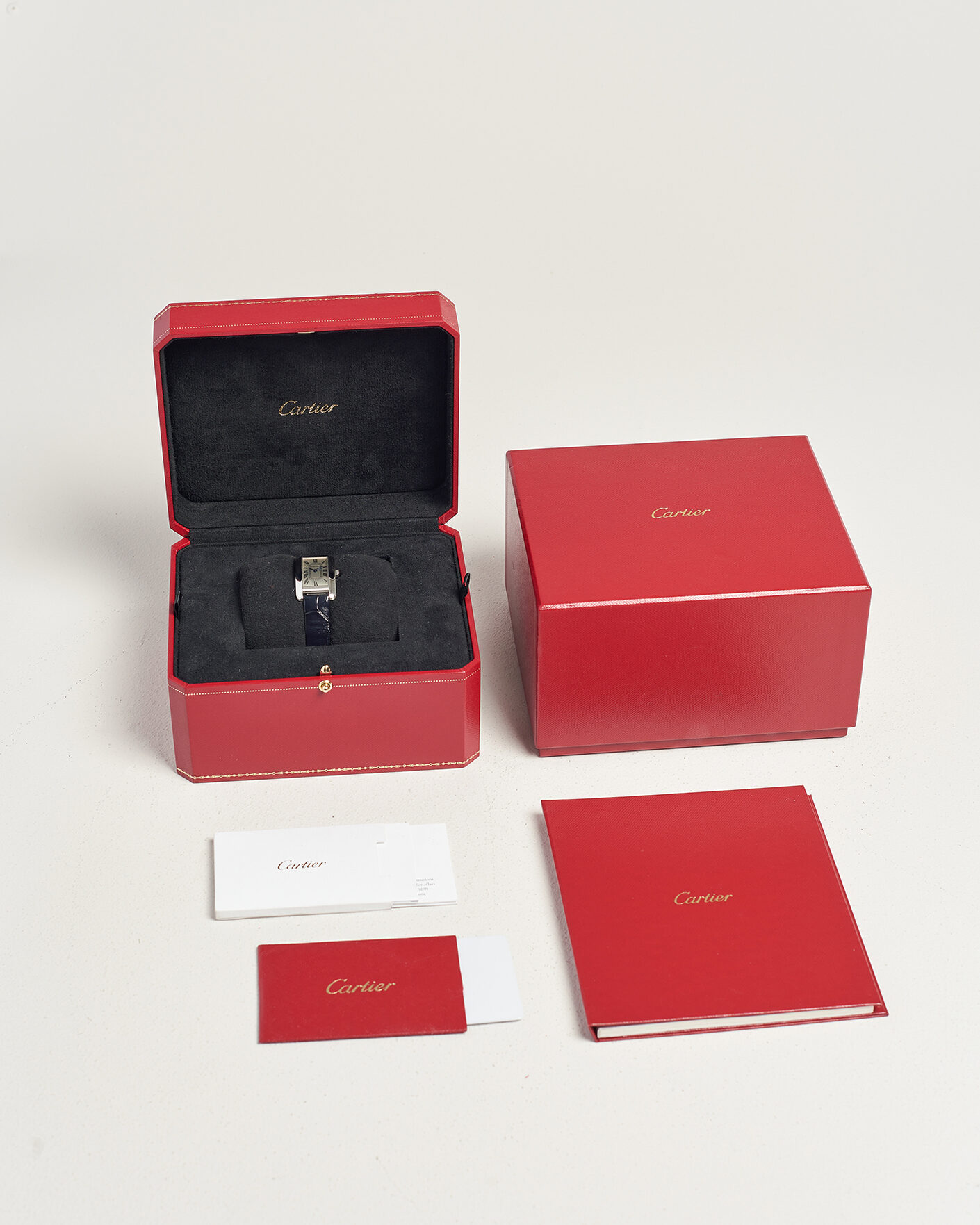 Mies | Pre-Owned & Vintage Watches | Cartier Pre-Owned | Tank Americaine