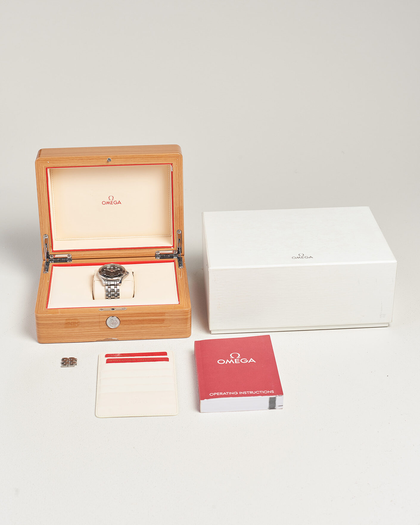 Mies | Pre-Owned & Vintage Watches | Omega Pre-Owned | Seamaster Diver 300M