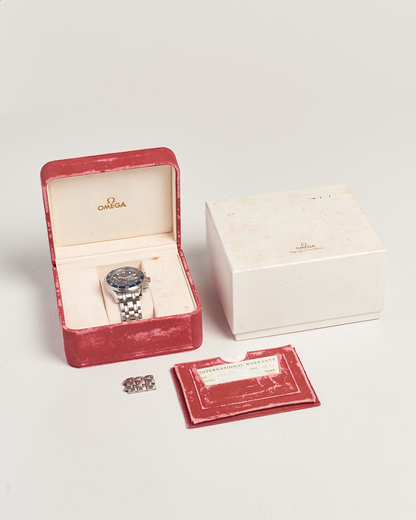 Mies | Pre-Owned & Vintage Watches | Omega Pre-Owned | Seamaster 300M Chrono 