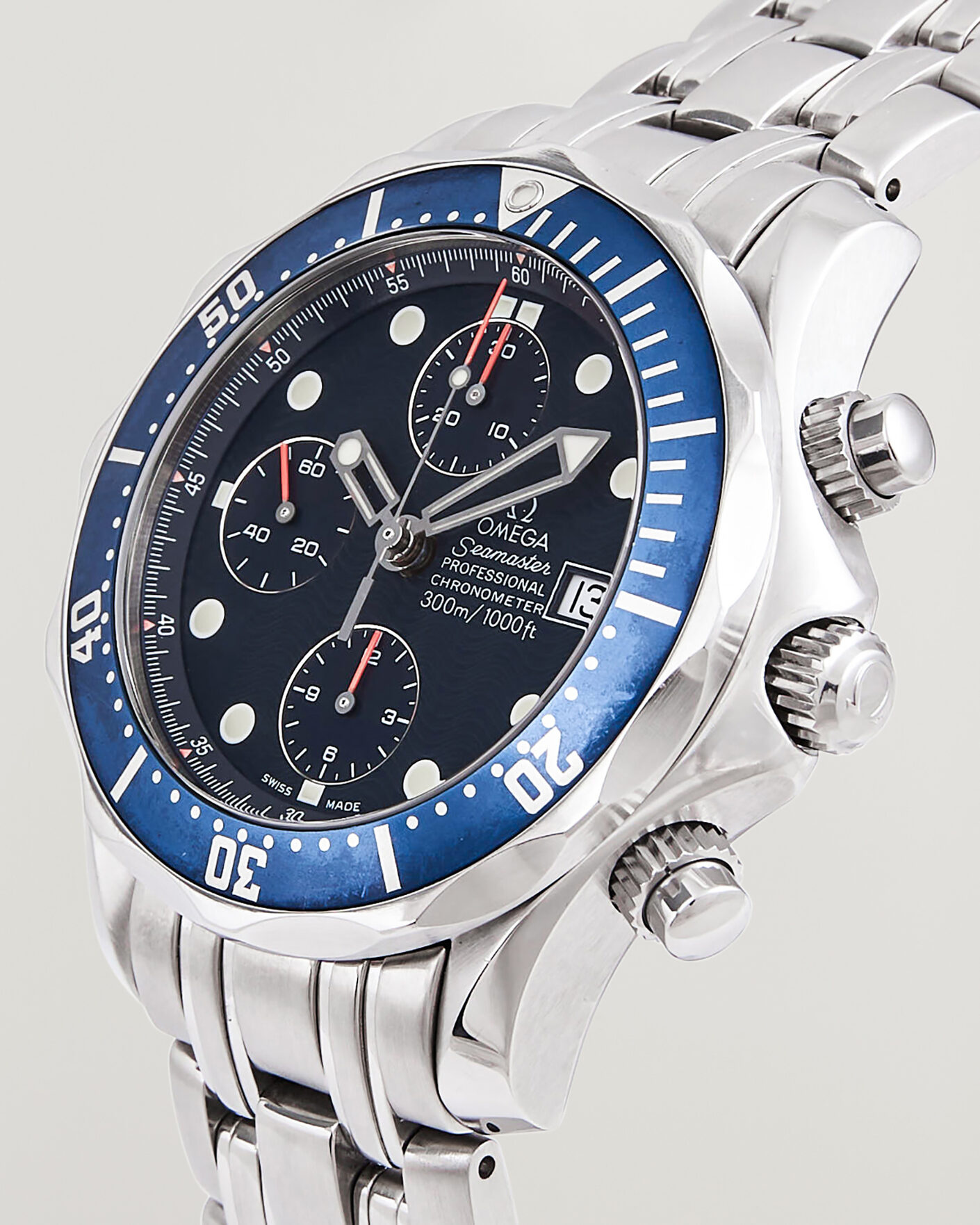 Mies | Pre-Owned & Vintage Watches | Omega Pre-Owned | Seamaster 300M