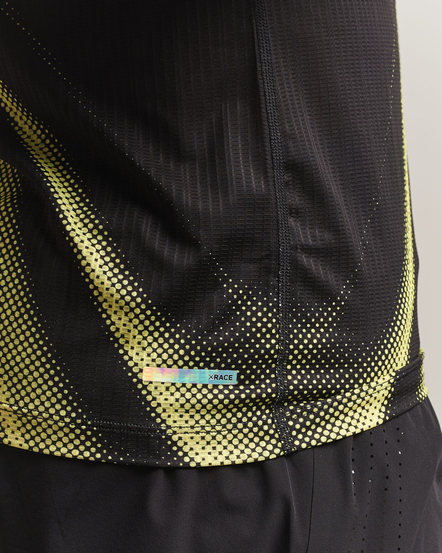 Mies | T-paidat | SOAR Running | LS Race Base Yellow/Black
