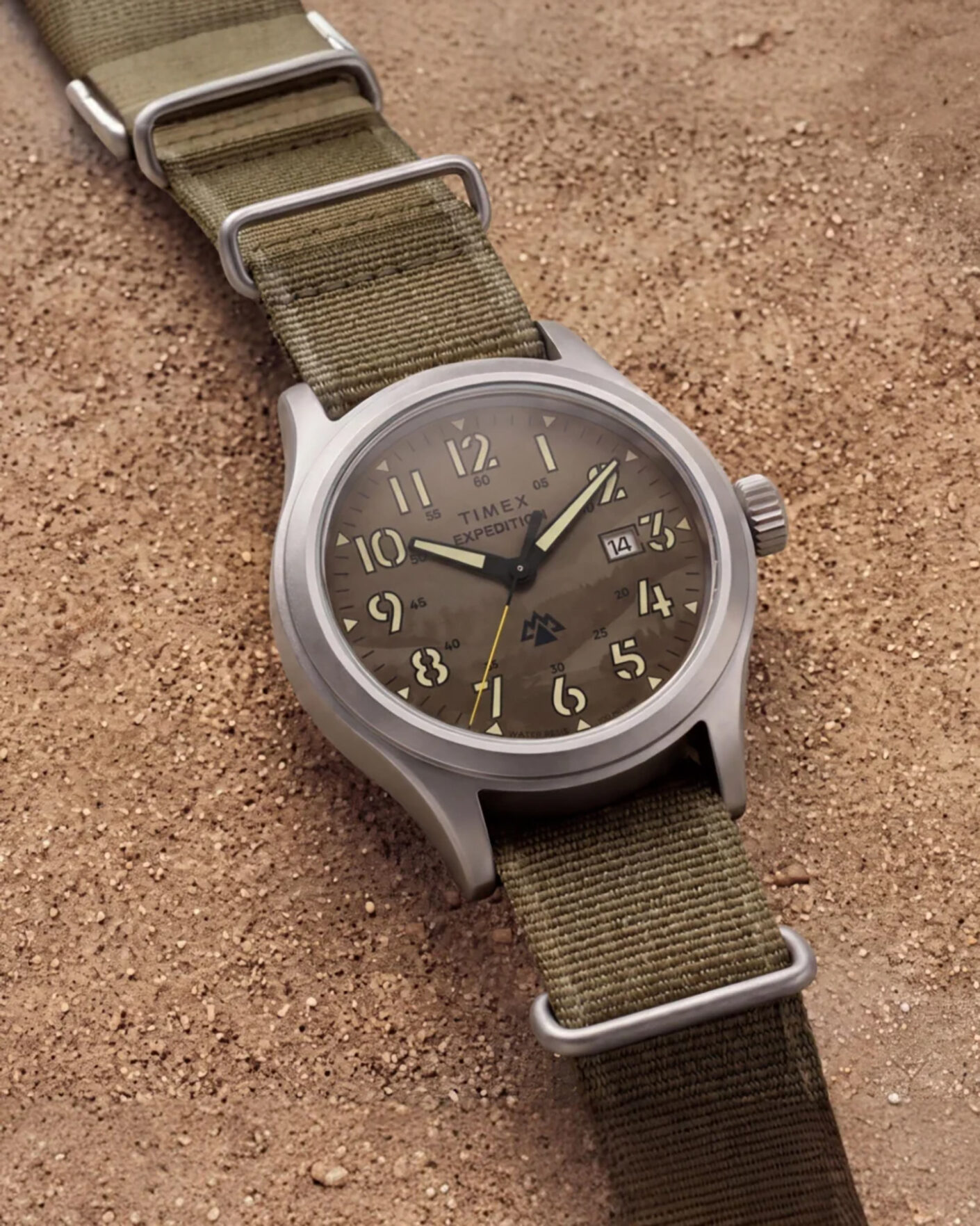 Mies | Timex Expedition Sierra Fabric Strap 40mm Khaki Camo Dial | Timex | Expedition Sierra Fabric Strap 40mm Khaki Camo Dial