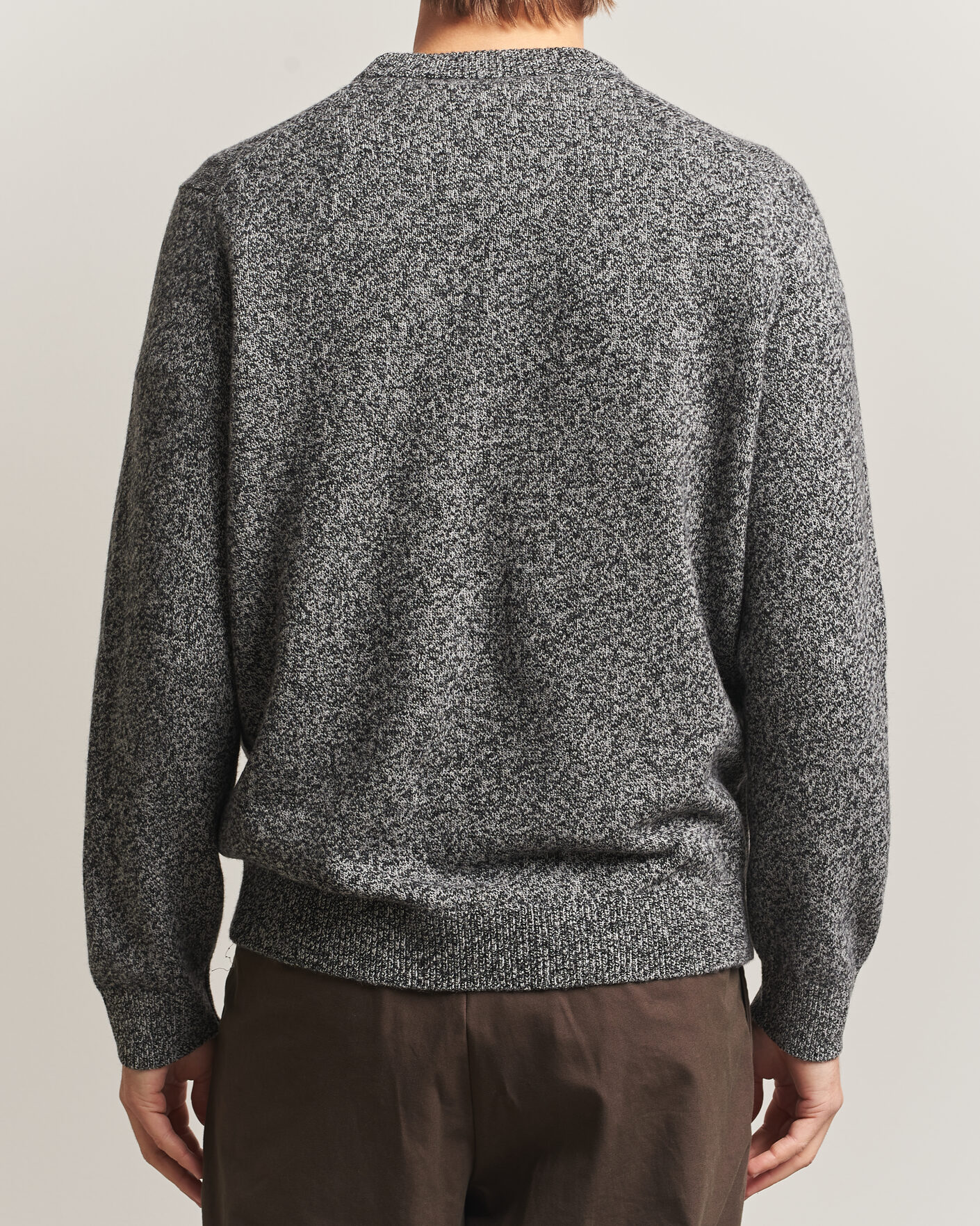 Mies | Puserot | Samsøe Samsøe | Isak Knitted Crew Neck Black White Melange