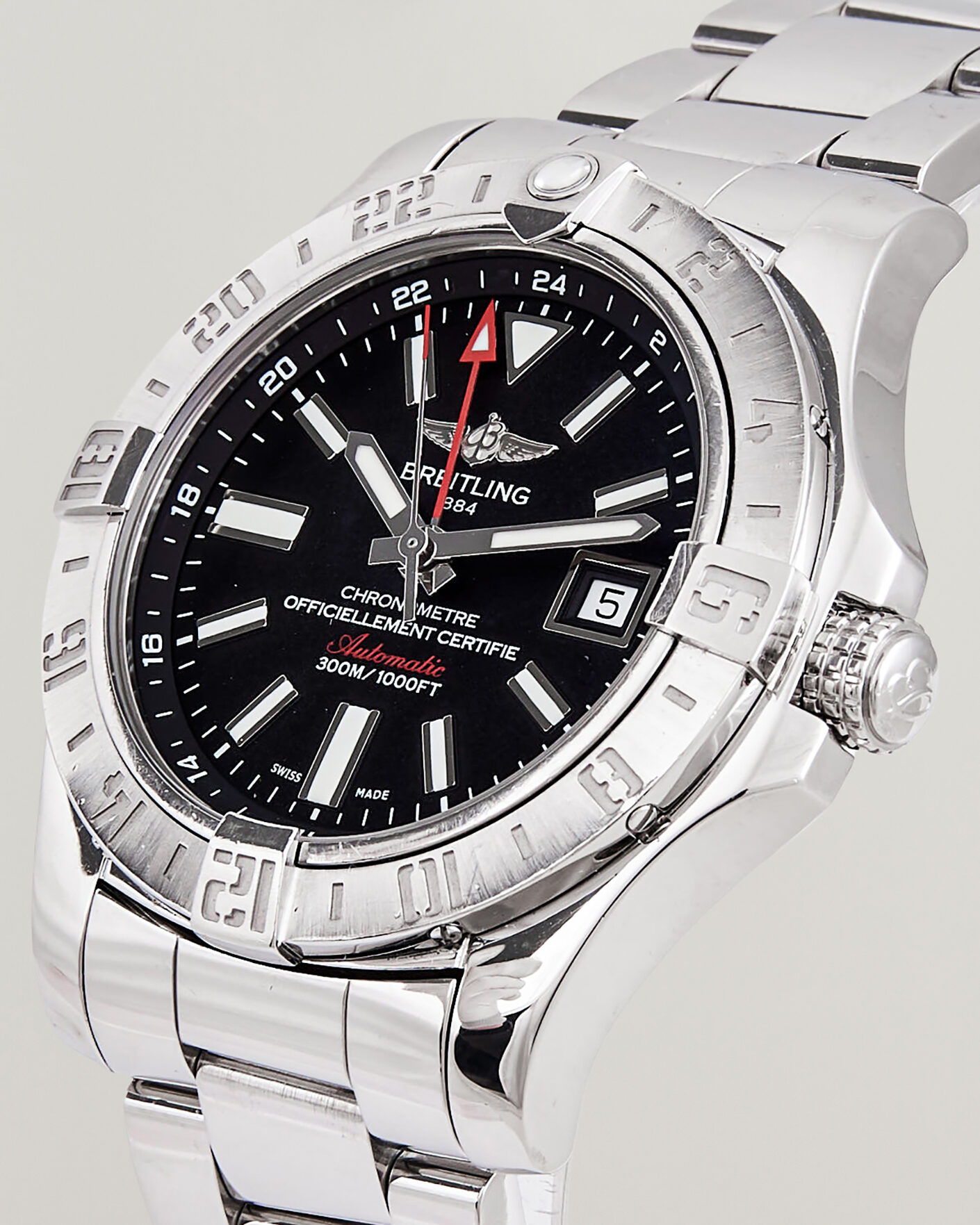 Mies | Pre-Owned & Vintage Watches | Breitling Pre-Owned | Avenger II GMT