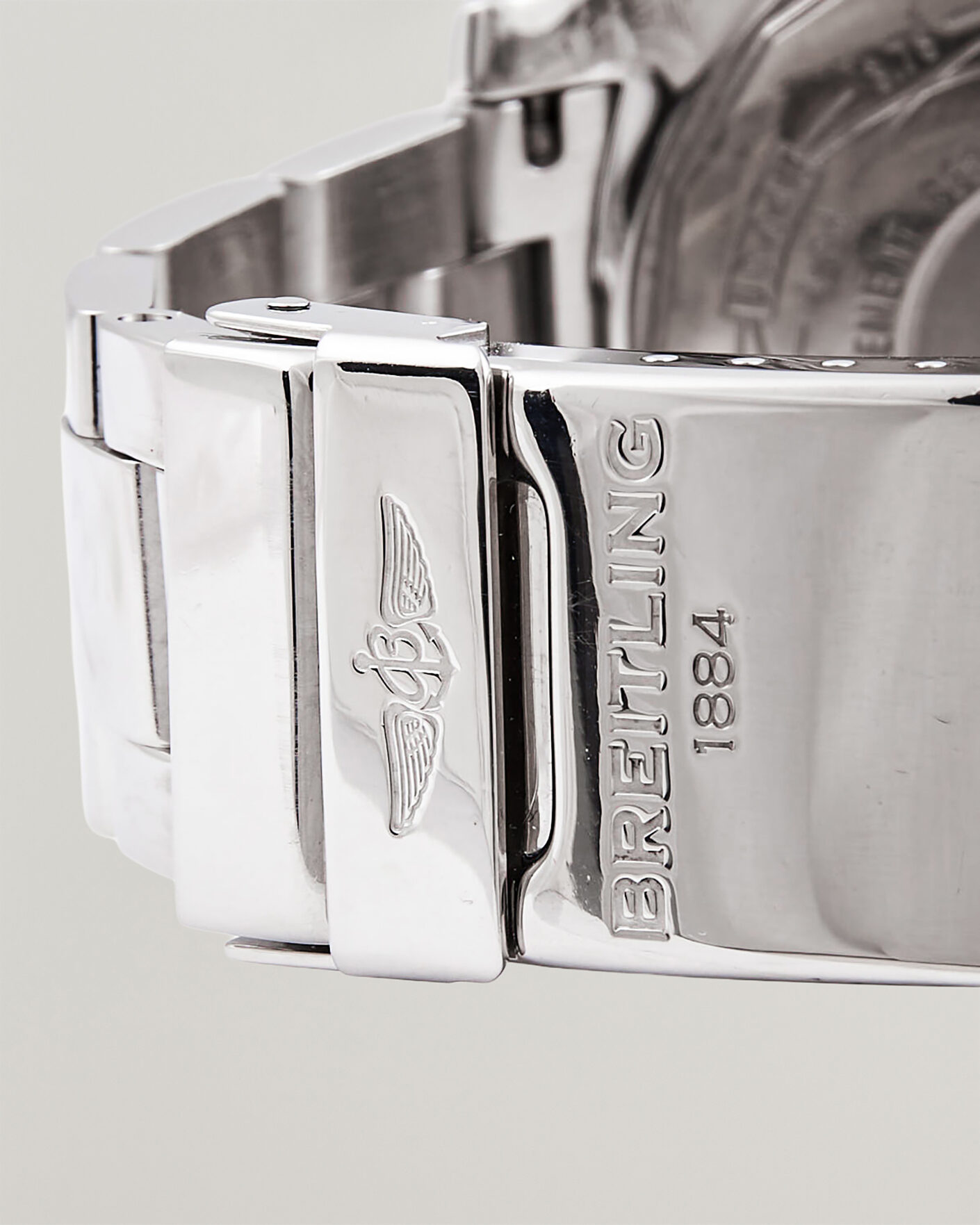 Mies | Pre-Owned & Vintage Watches | Breitling Pre-Owned | Avenger II GMT