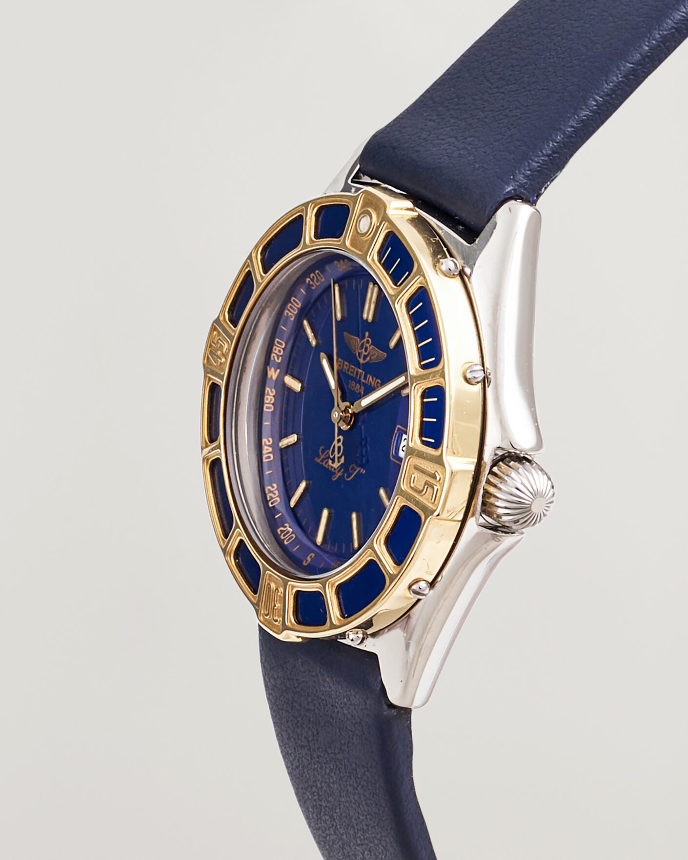 Mies | Gifts for Her | Breitling Pre-Owned | Lady J 