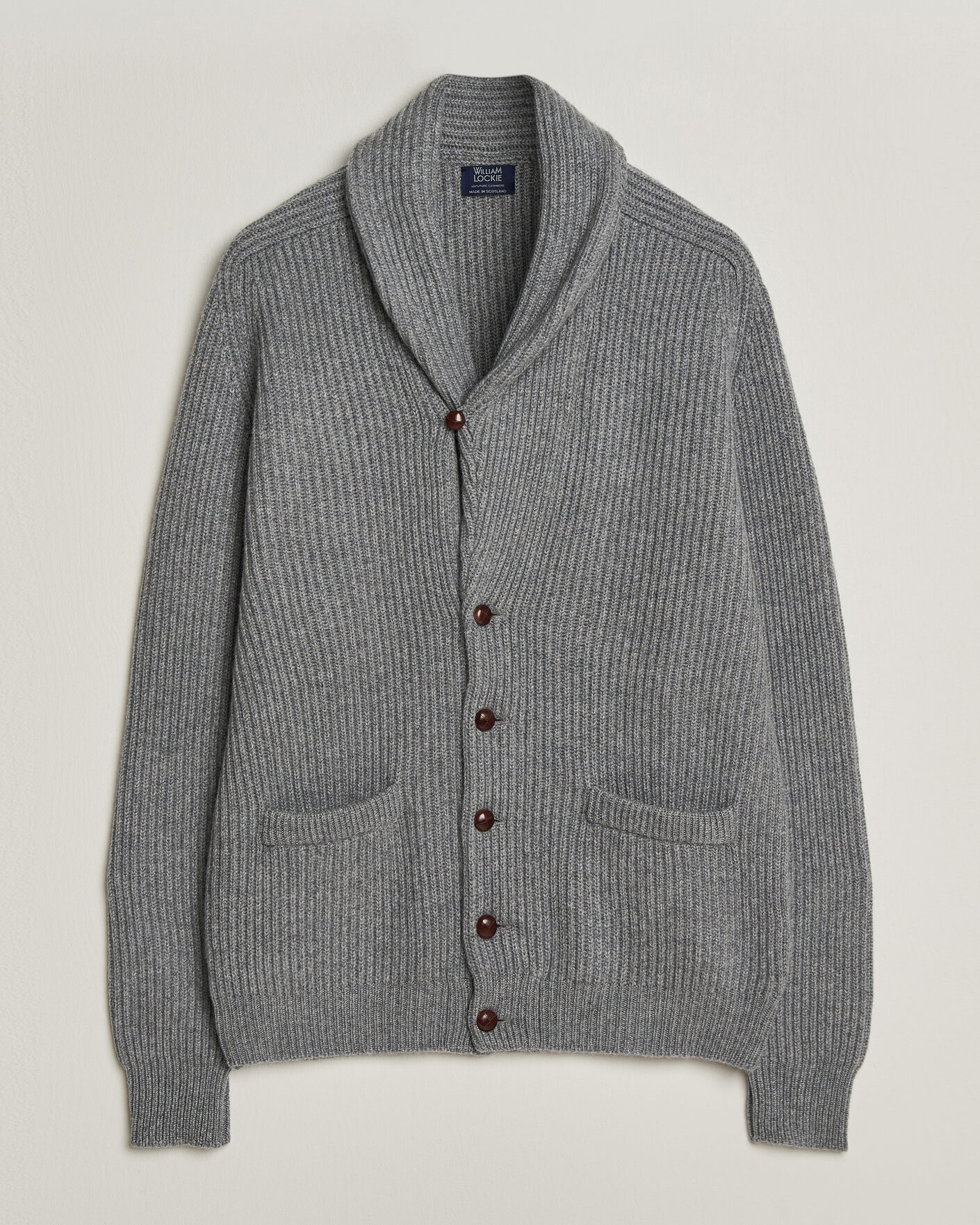 Mies | Puserot | William Lockie | Windsor Cashmere Shawl Cardigan Flannel Grey