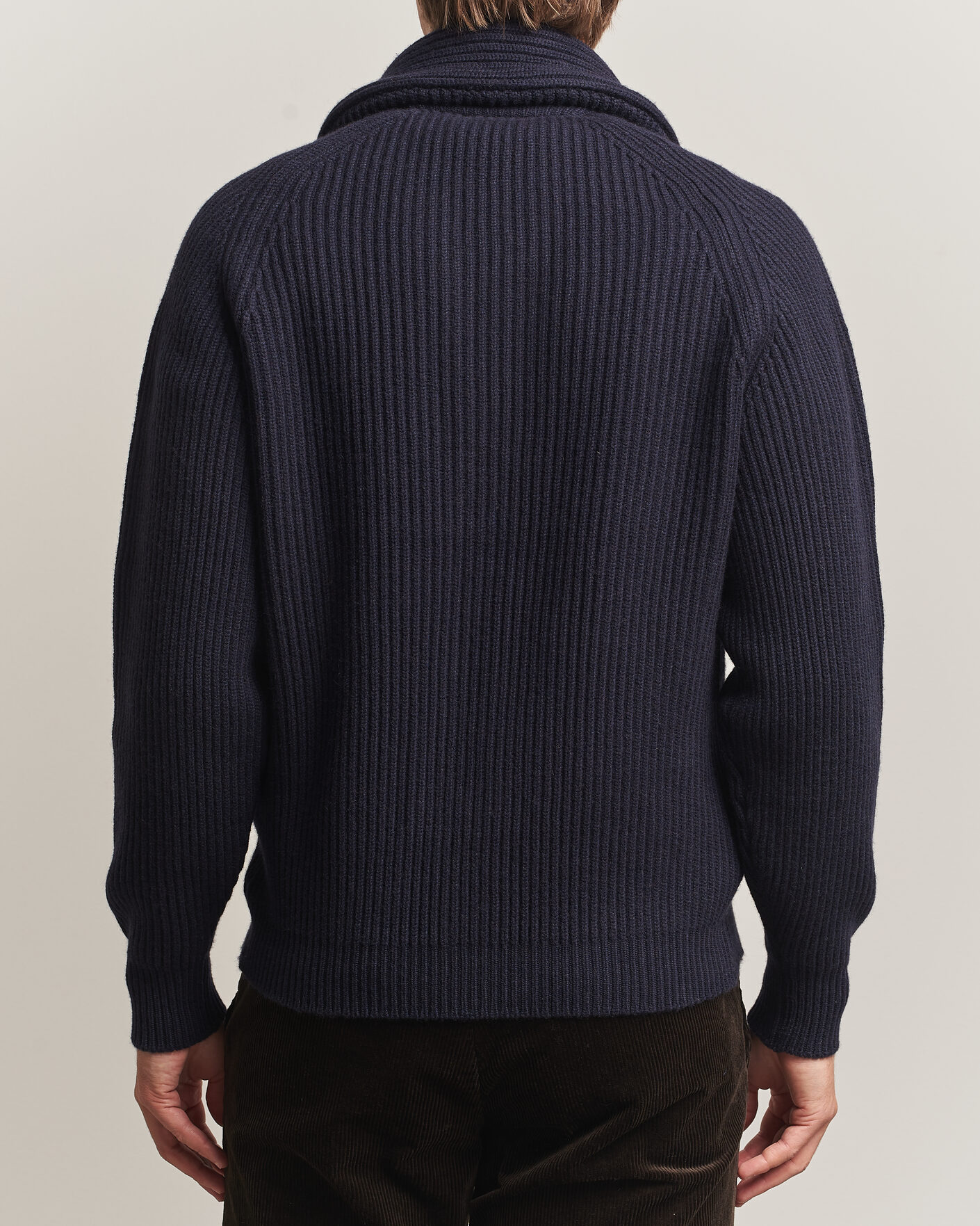 Mies | Puserot | William Lockie | Windsor Cashmere Shawl Cardigan Navy