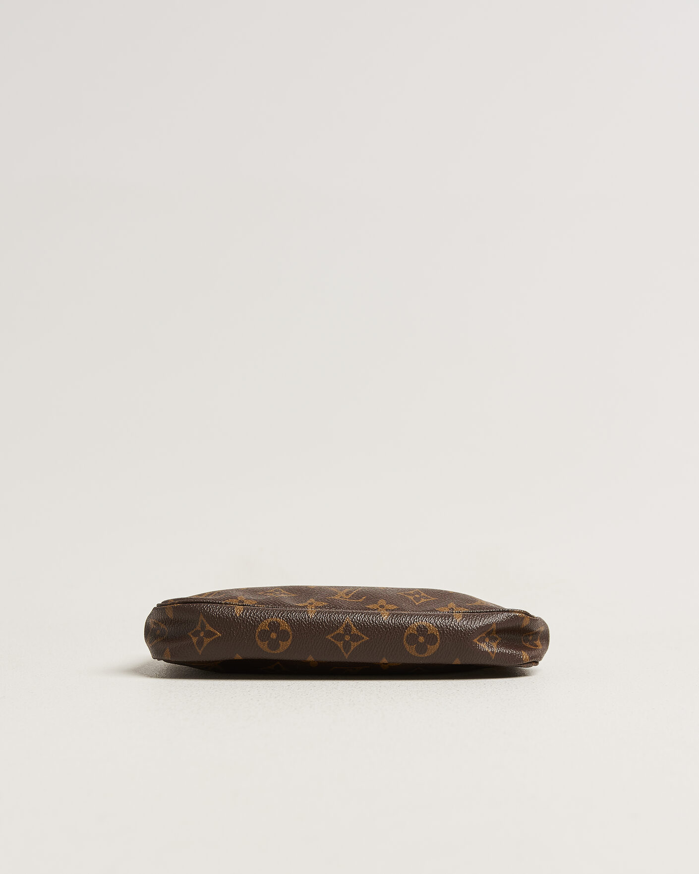 Mies | Pre-Owned & Vintage Bags | Louis Vuitton Pre-Owned | Pochette Accessoires Monogram