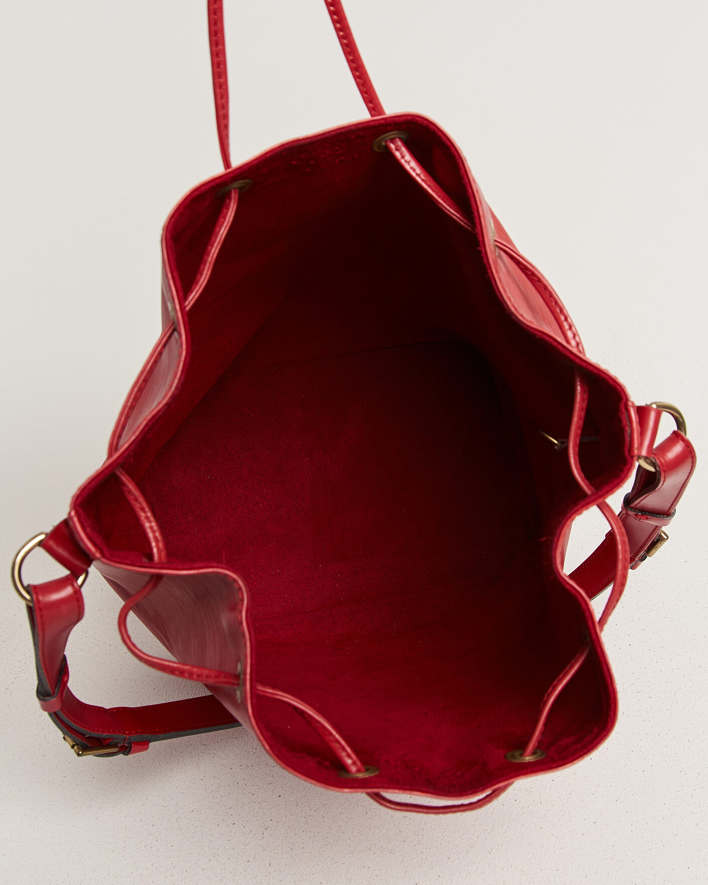Mies | Pre-Owned & Vintage Bags | Louis Vuitton Pre-Owned | Noé Epi Leather Red