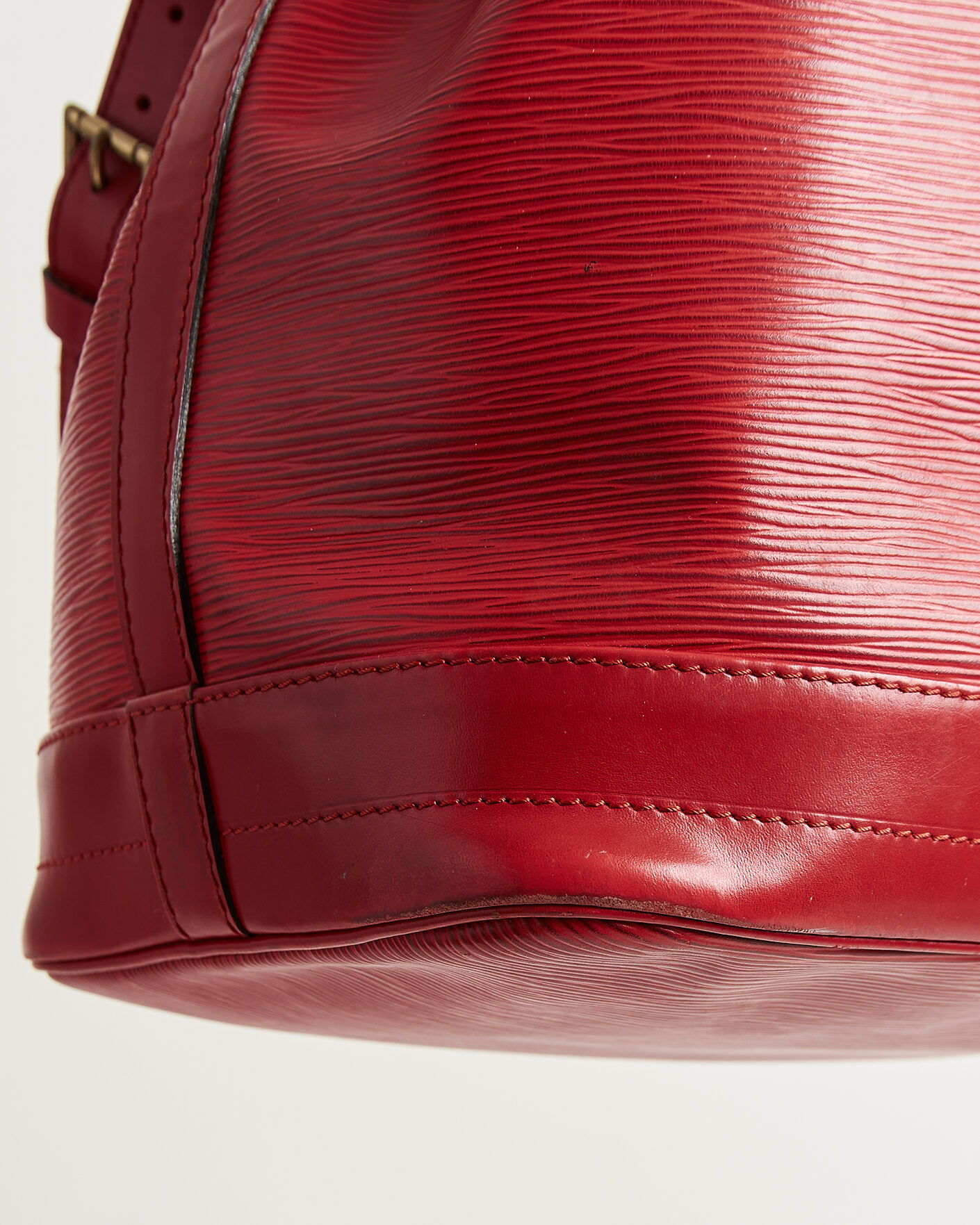Mies | Pre-Owned & Vintage Bags | Louis Vuitton Pre-Owned | Noé Epi Leather Red