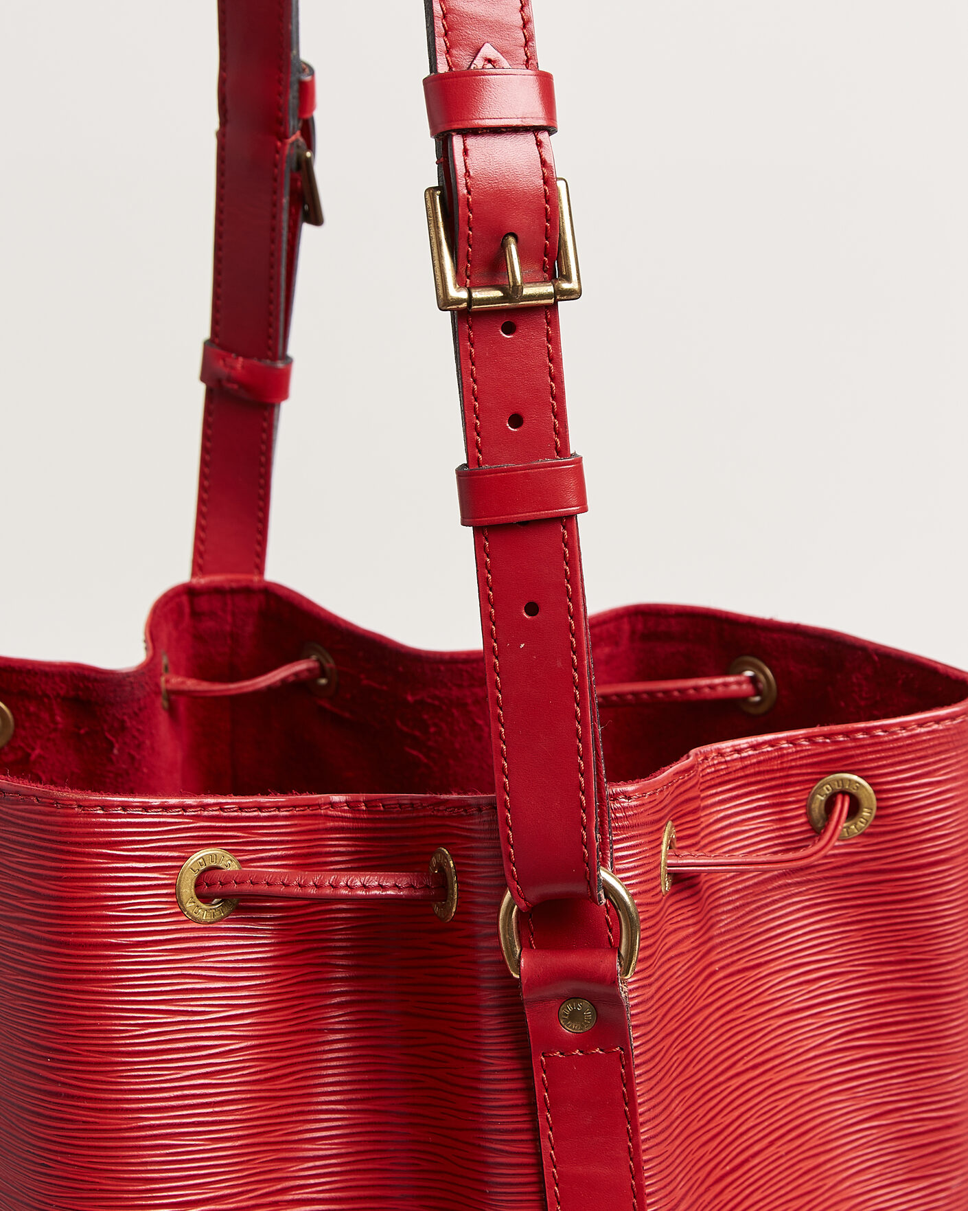 Mies | Pre-Owned & Vintage Bags | Louis Vuitton Pre-Owned | Noé Epi Leather Red