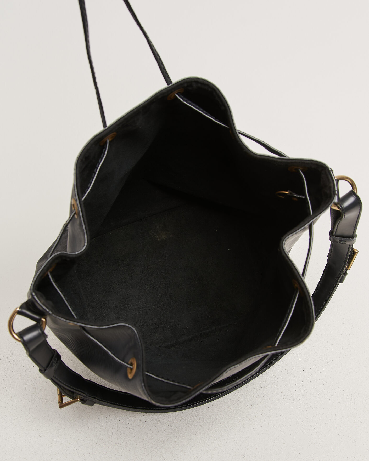 Mies | Pre-Owned & Vintage Bags | Louis Vuitton Pre-Owned | Noé Epi Leather Black