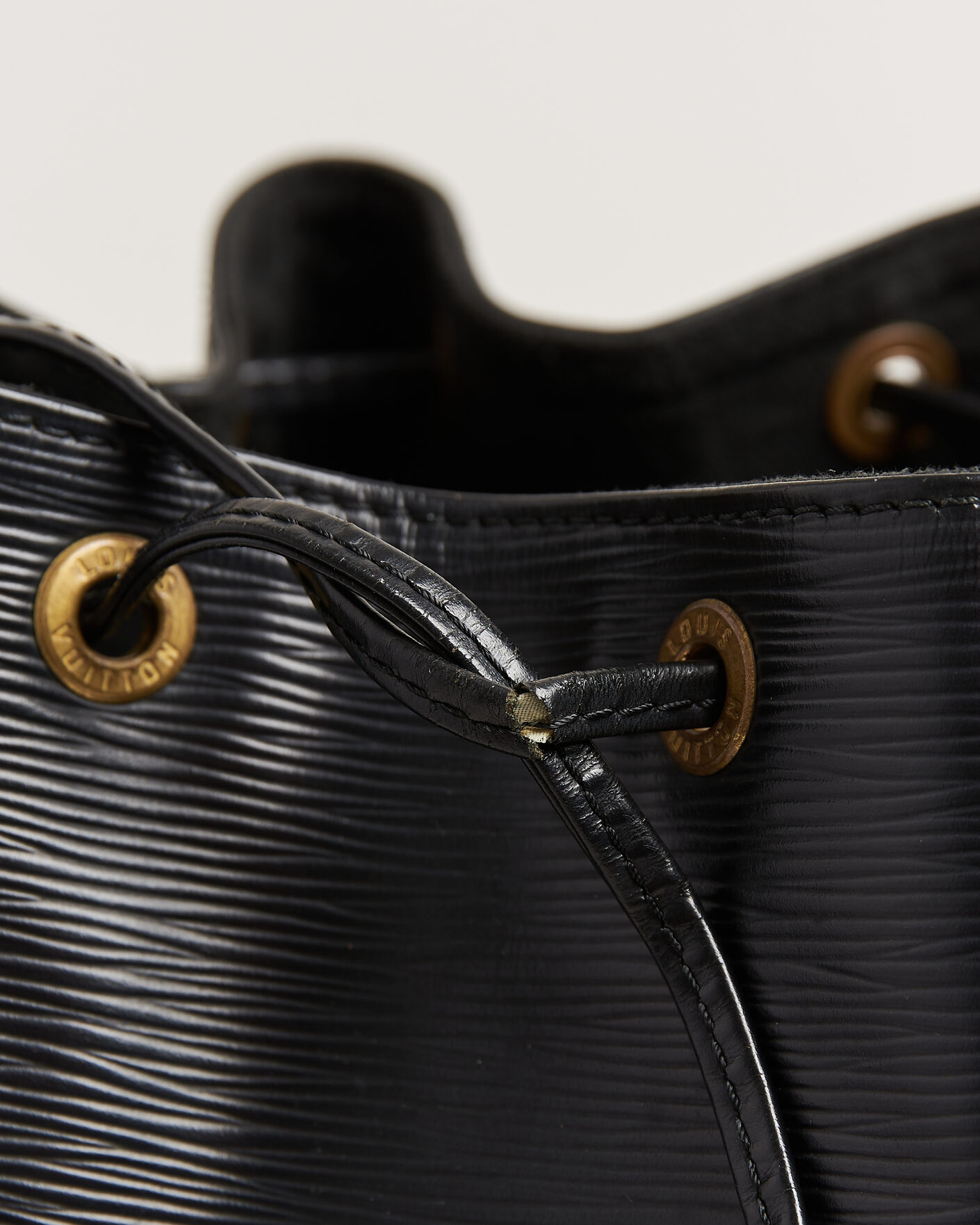 Mies | Pre-Owned & Vintage Bags | Louis Vuitton Pre-Owned | Noé Epi Leather Black