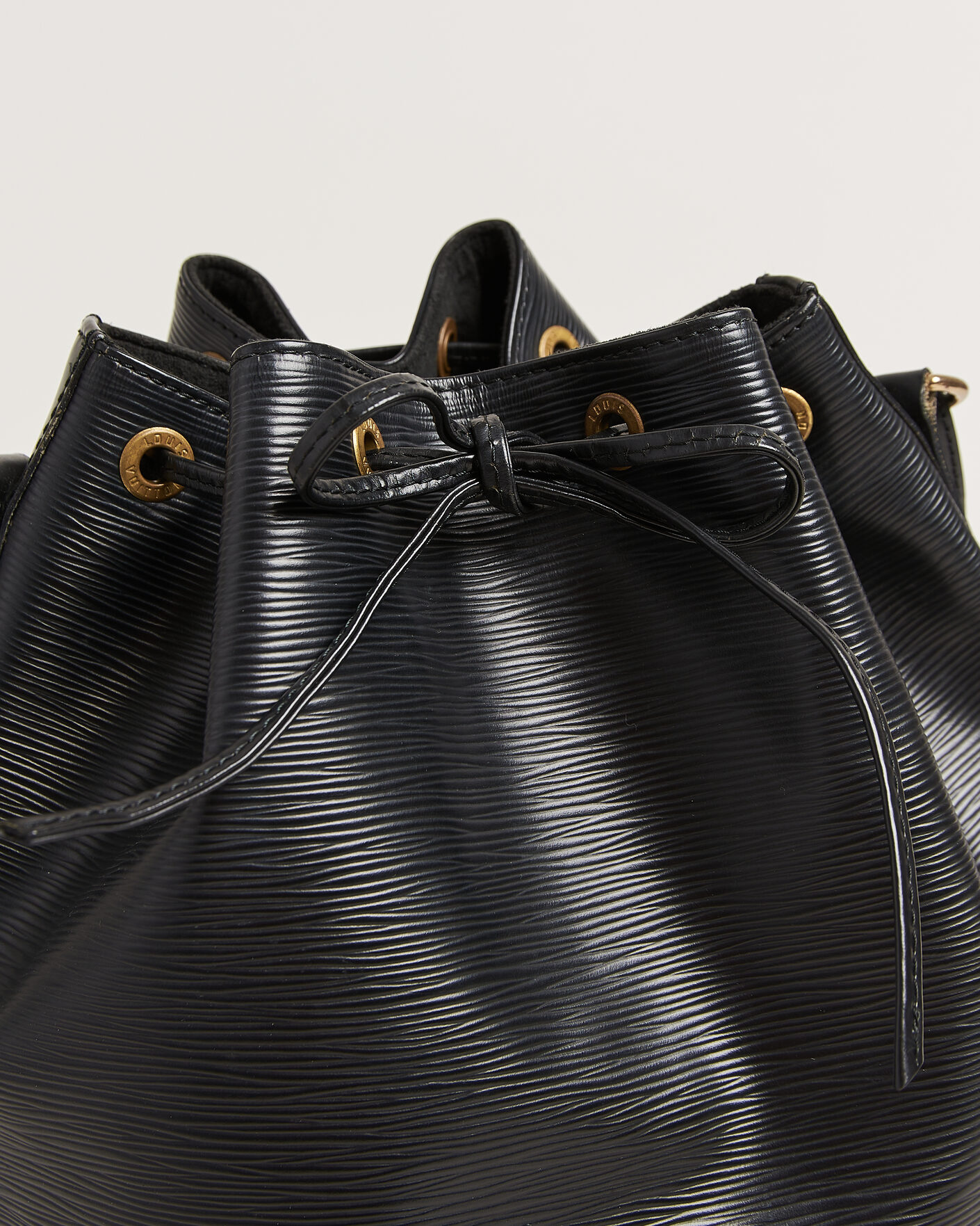 Mies | Pre-Owned & Vintage Bags | Louis Vuitton Pre-Owned | Noé Epi Leather Black