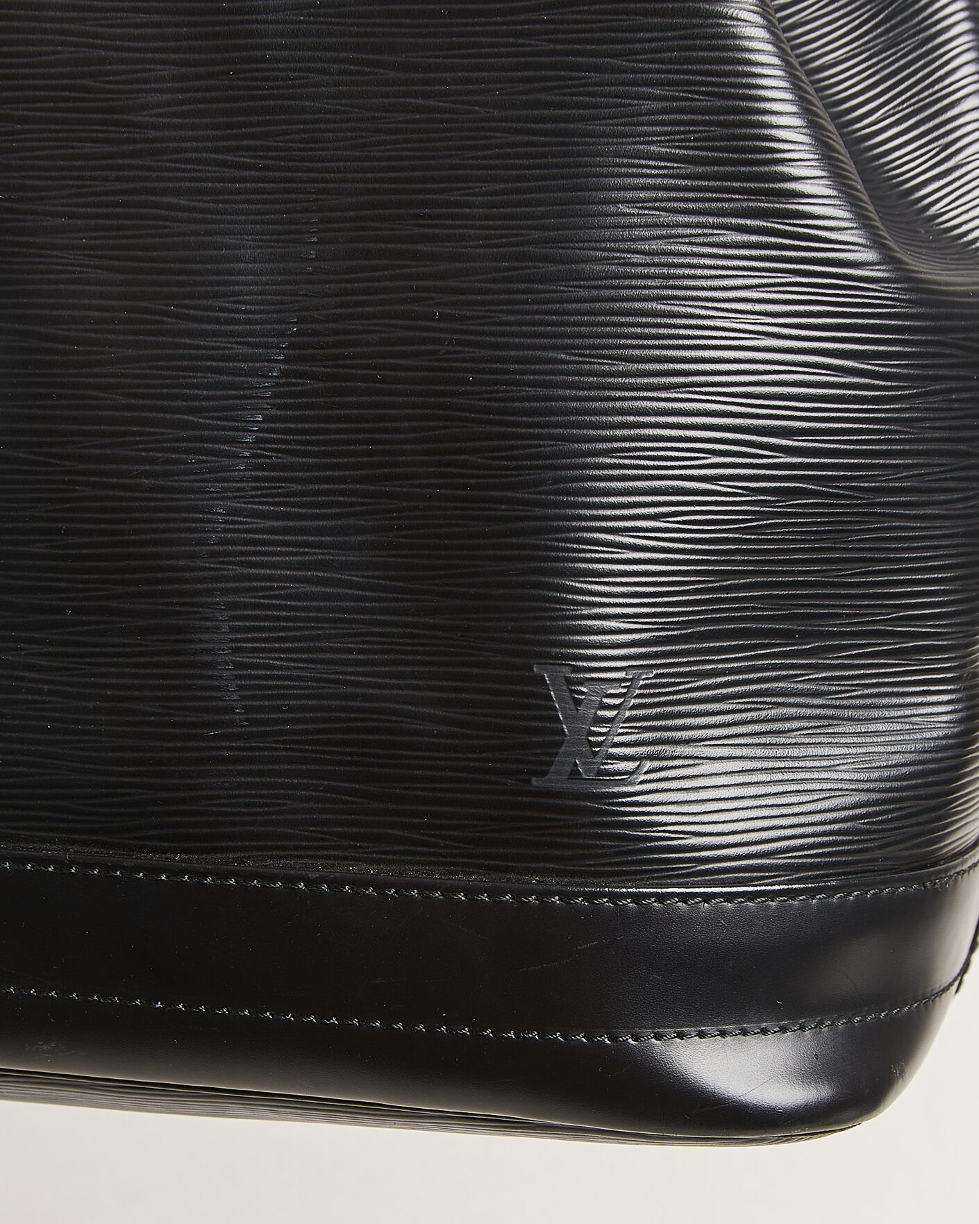 Mies | Pre-Owned & Vintage Bags | Louis Vuitton Pre-Owned | Noé Epi Leather Black