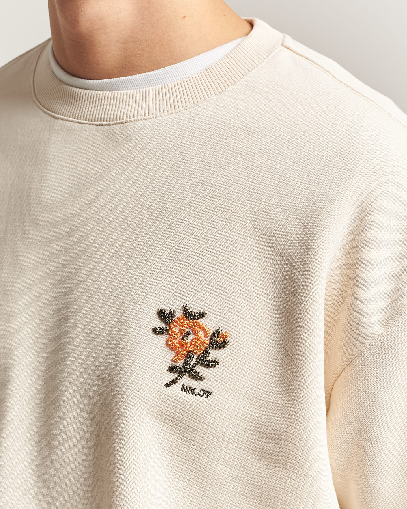Mies | Puserot | NN07 | David Embroidered Sweatshirt Ivory