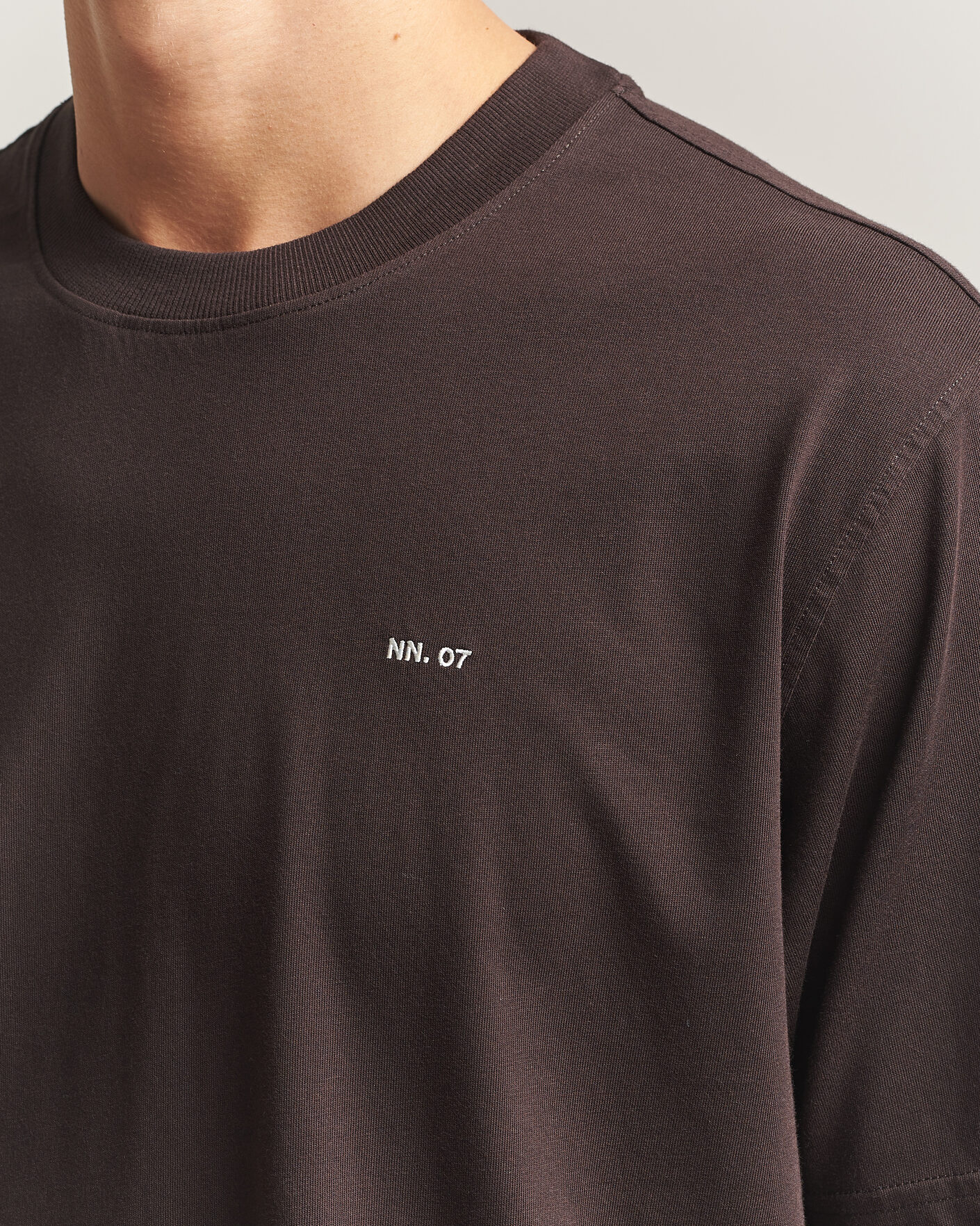 Mies | T-paidat | NN07 | Adam Crew Neck T-Shirt Deep Truffle