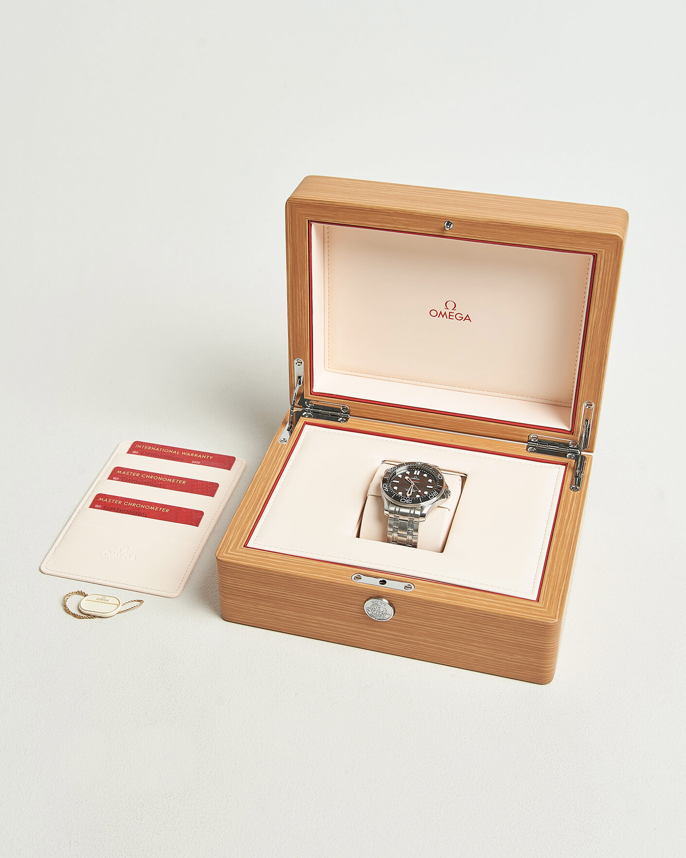 Mies | Omega Pre-Owned Seamaster Diver 300 M | Omega Pre-Owned | Seamaster Diver 300 M