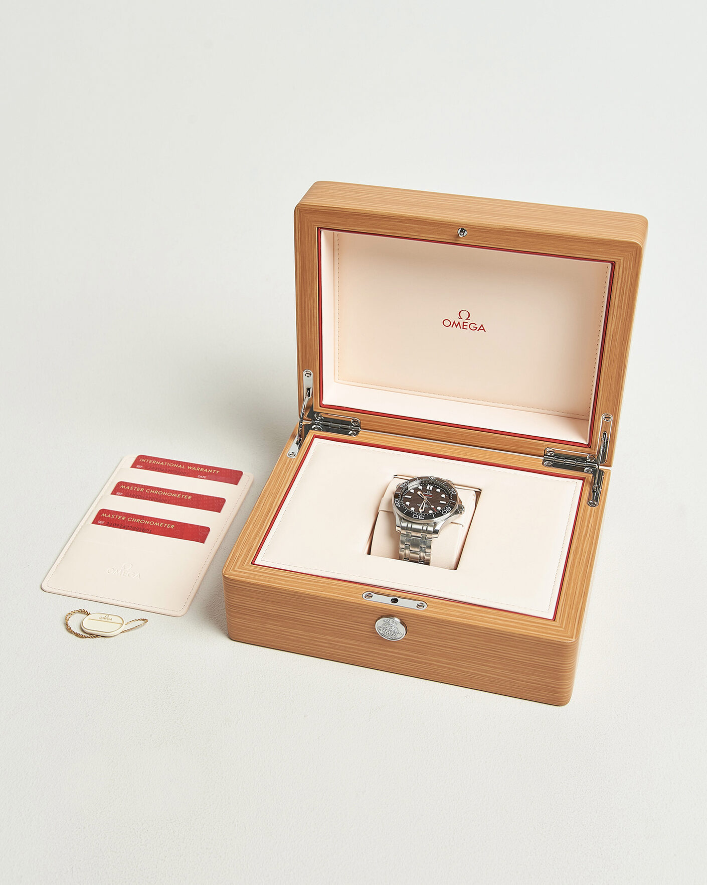 Mies | Pre-Owned & Vintage Watches | Omega Pre-Owned | Seamaster Diver 300 M