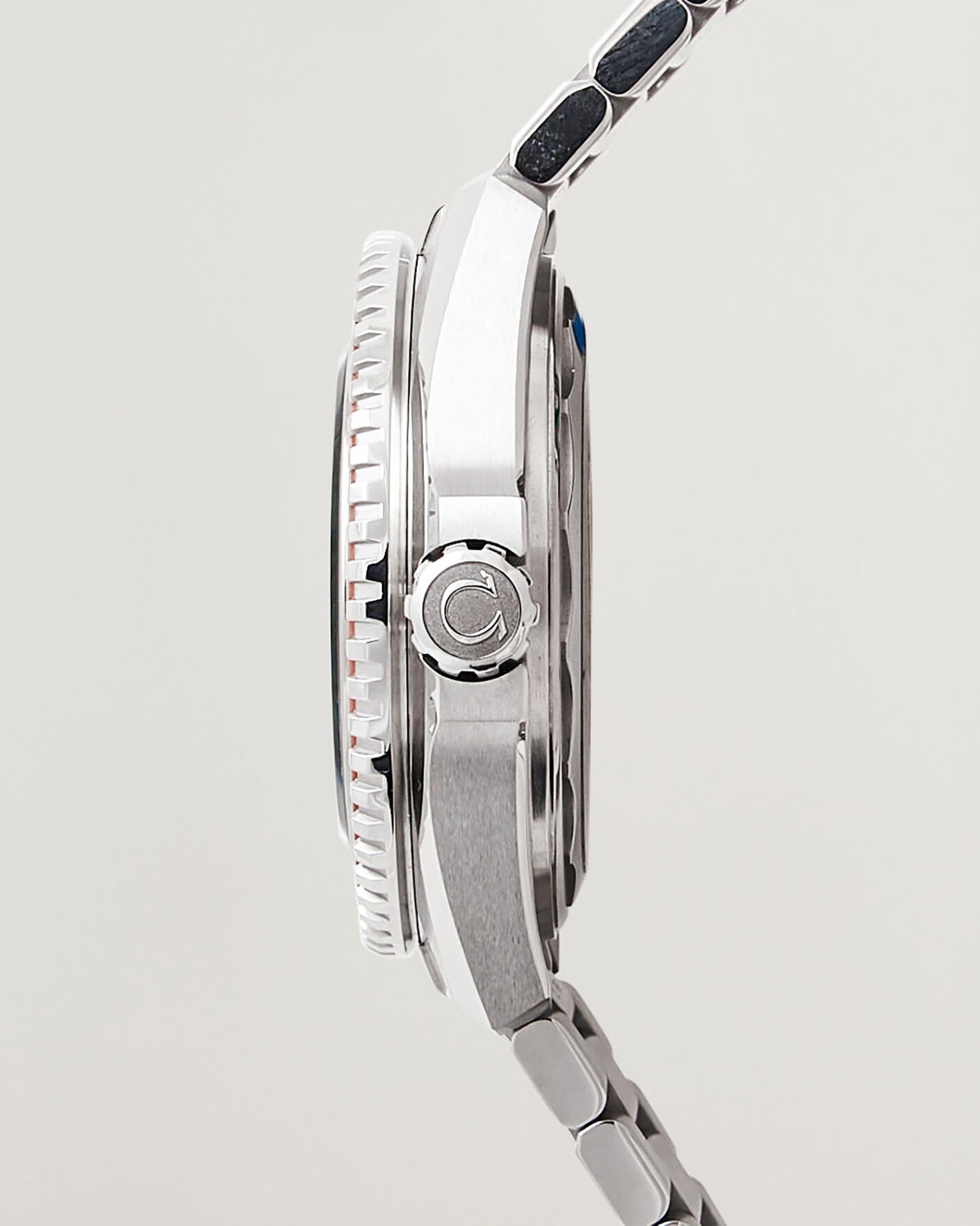 Mies | Pre-Owned & Vintage Watches | Omega Pre-Owned | Seamaster Planet Ocean 