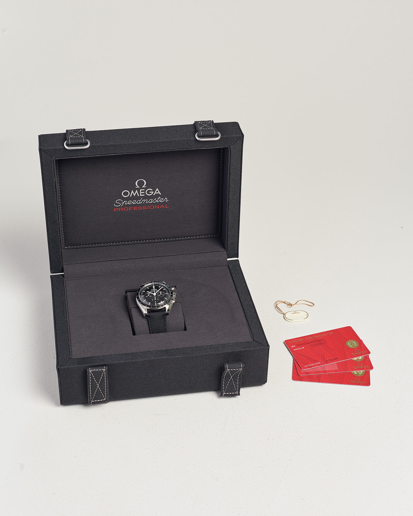 Mies | Pre-Owned & Vintage Watches | Omega Pre-Owned | Speedmaster Professional Moonwatch 