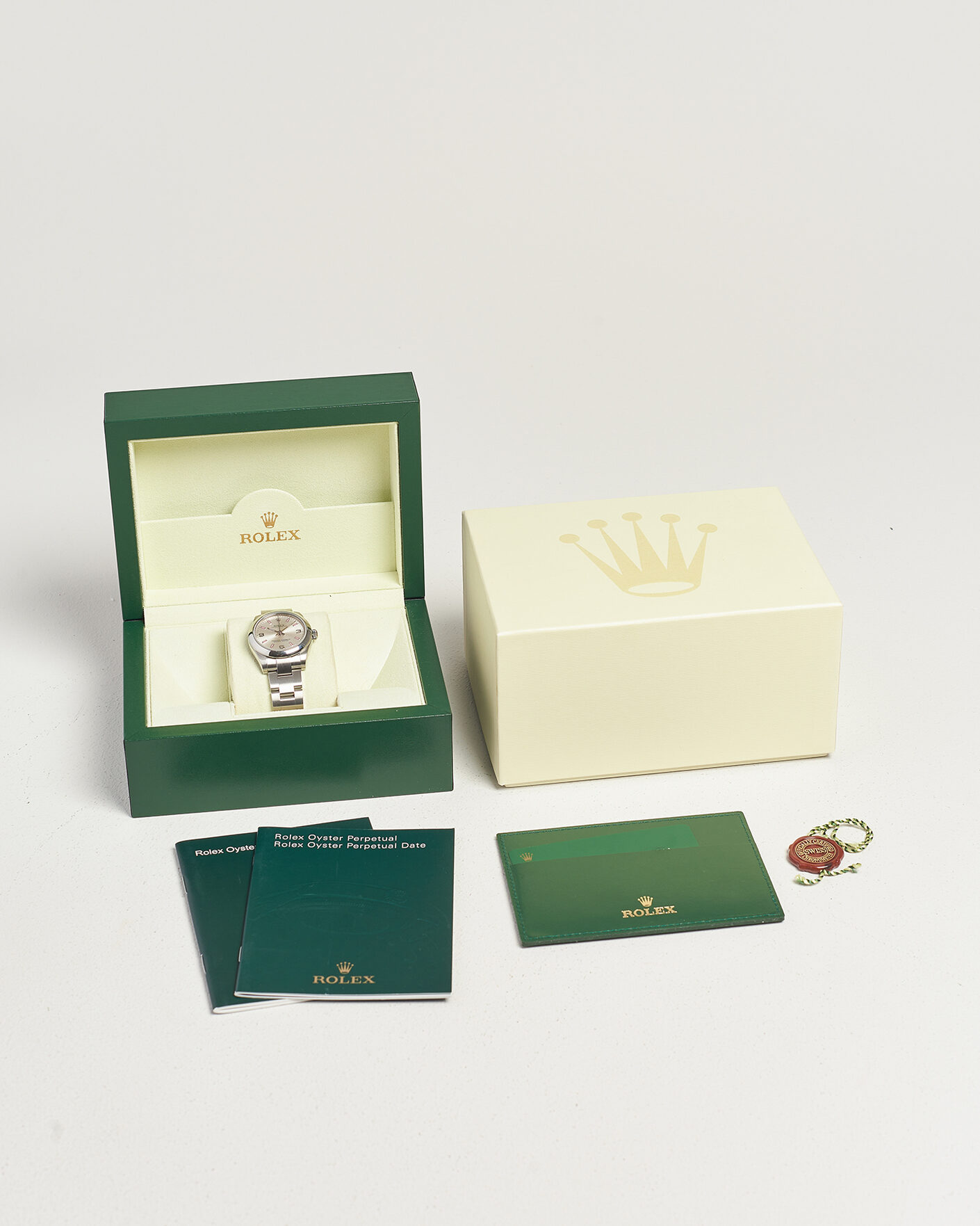 Mies | Gifts for Her | Rolex Pre-Owned | Oyster Perpetual