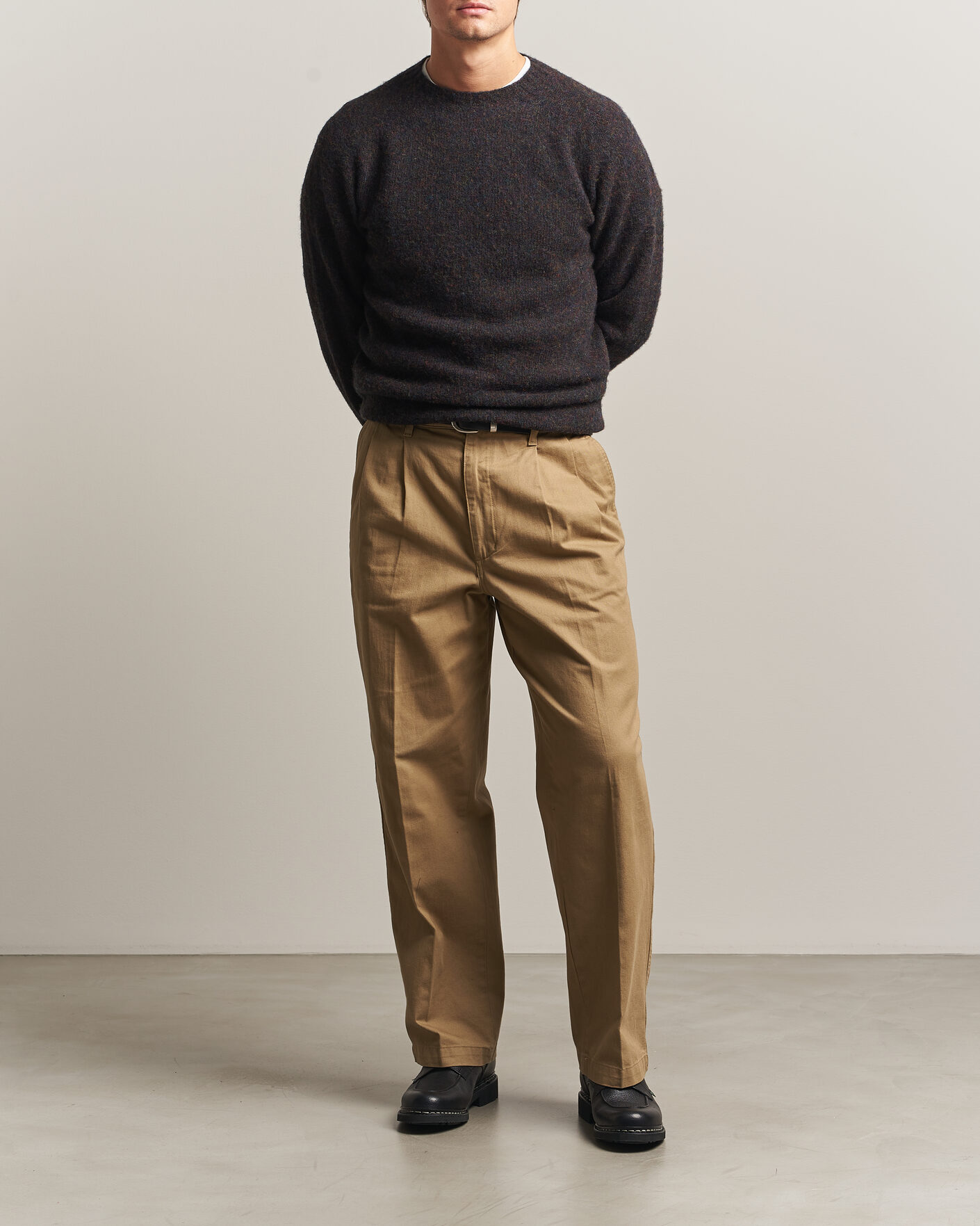 Mies | Puserot | Harley Of Scotland | Brushed Supersoft Lambswool Crewneck Volcano