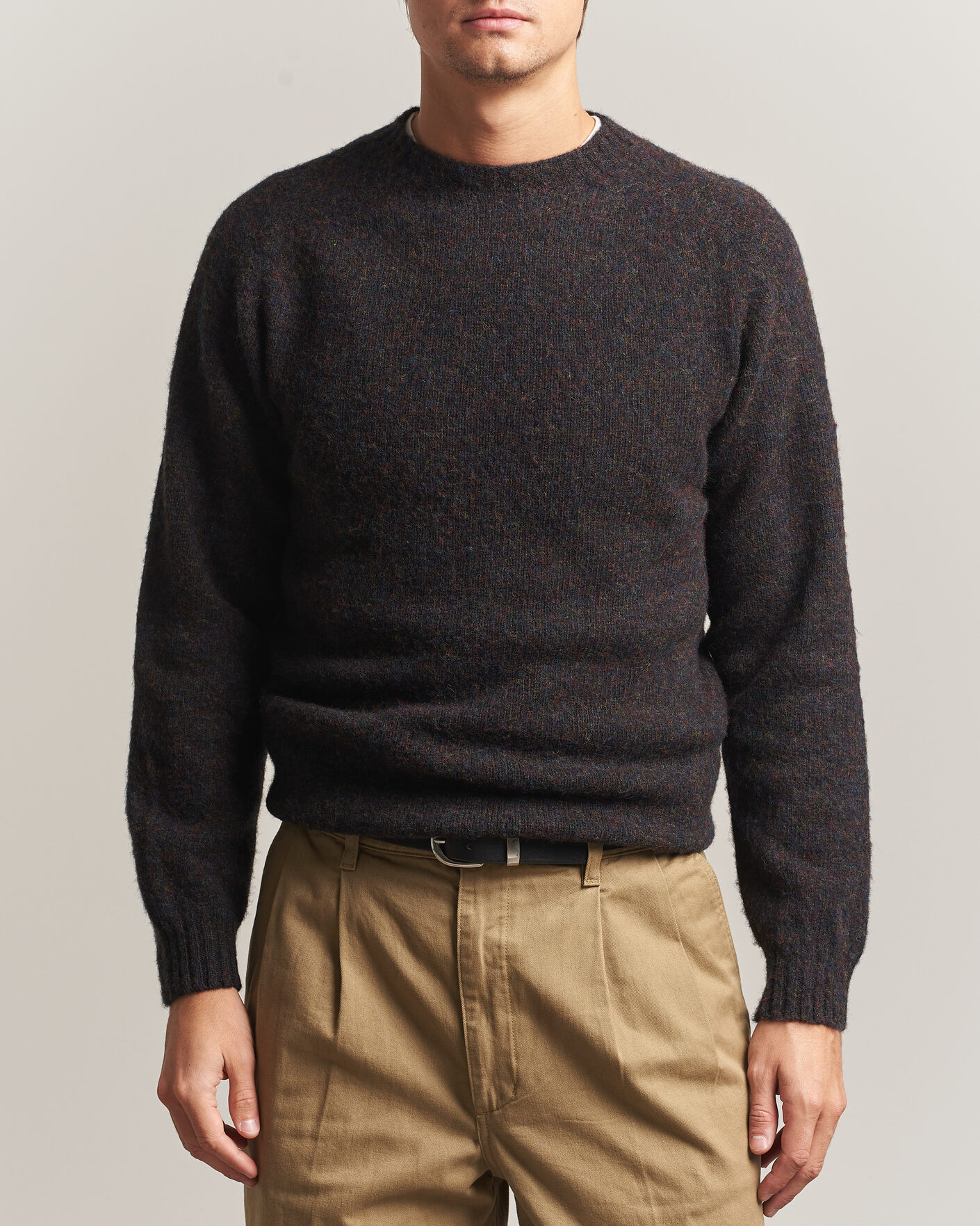 Mies | Puserot | Harley Of Scotland | Brushed Supersoft Lambswool Crewneck Volcano
