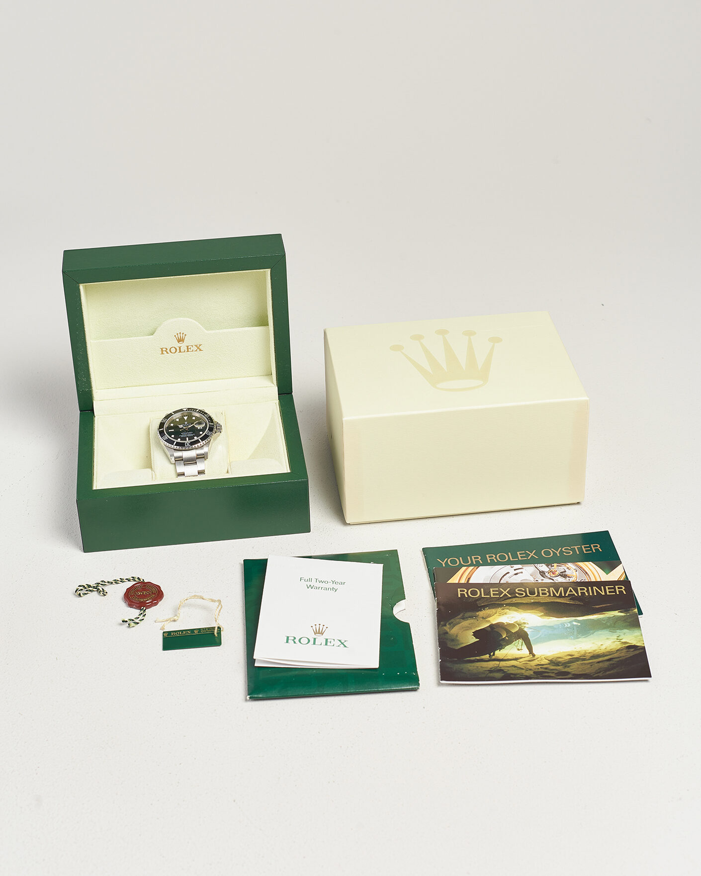 Mies | Pre-Owned & Vintage Watches | Rolex Pre-Owned | Submariner Date 