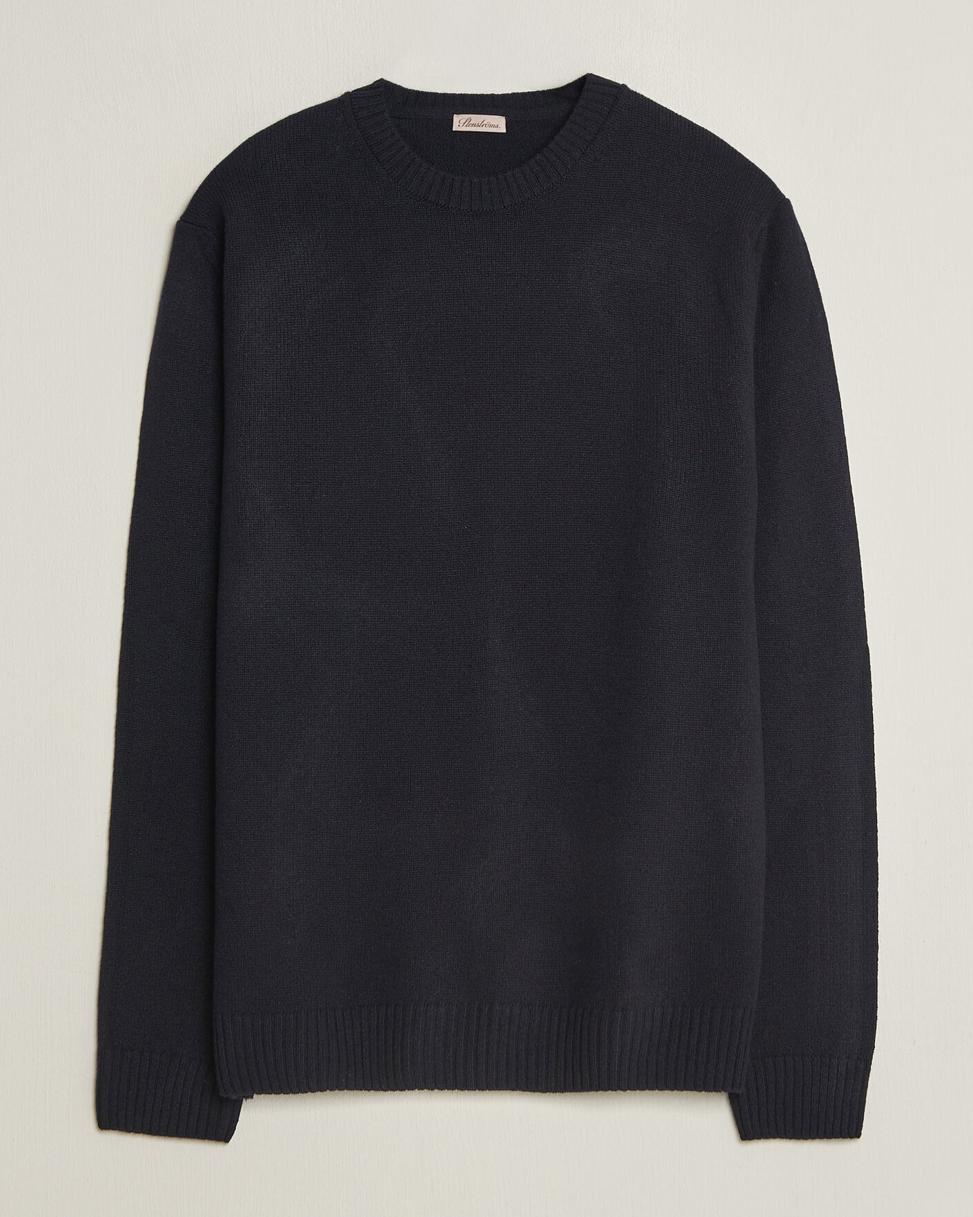 Mies | Puserot | Stenströms | Knitted Lambswool Crew Neck Dark Navy
