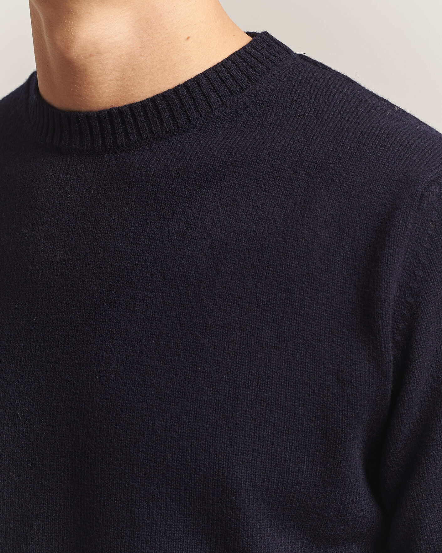 Mies | Puserot | Stenströms | Knitted Lambswool Crew Neck Dark Navy