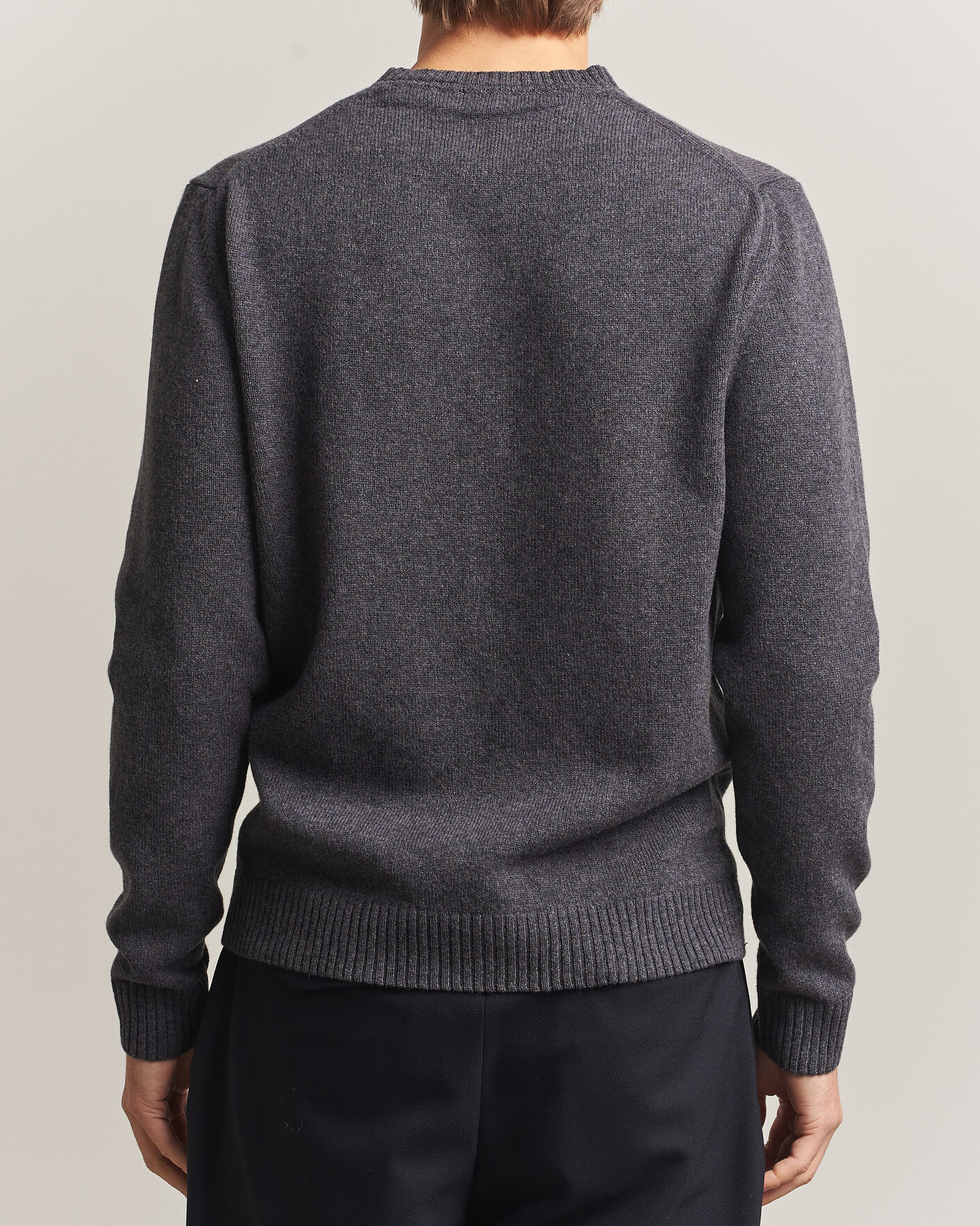 Mies | Puserot | Stenströms | Knitted Lambswool Crew Neck Dark Grey Melange