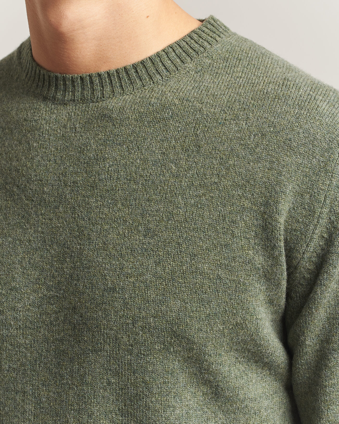 Mies | Puserot | Stenströms | Knitted Lambswool Crew Neck Light Army Green Melange