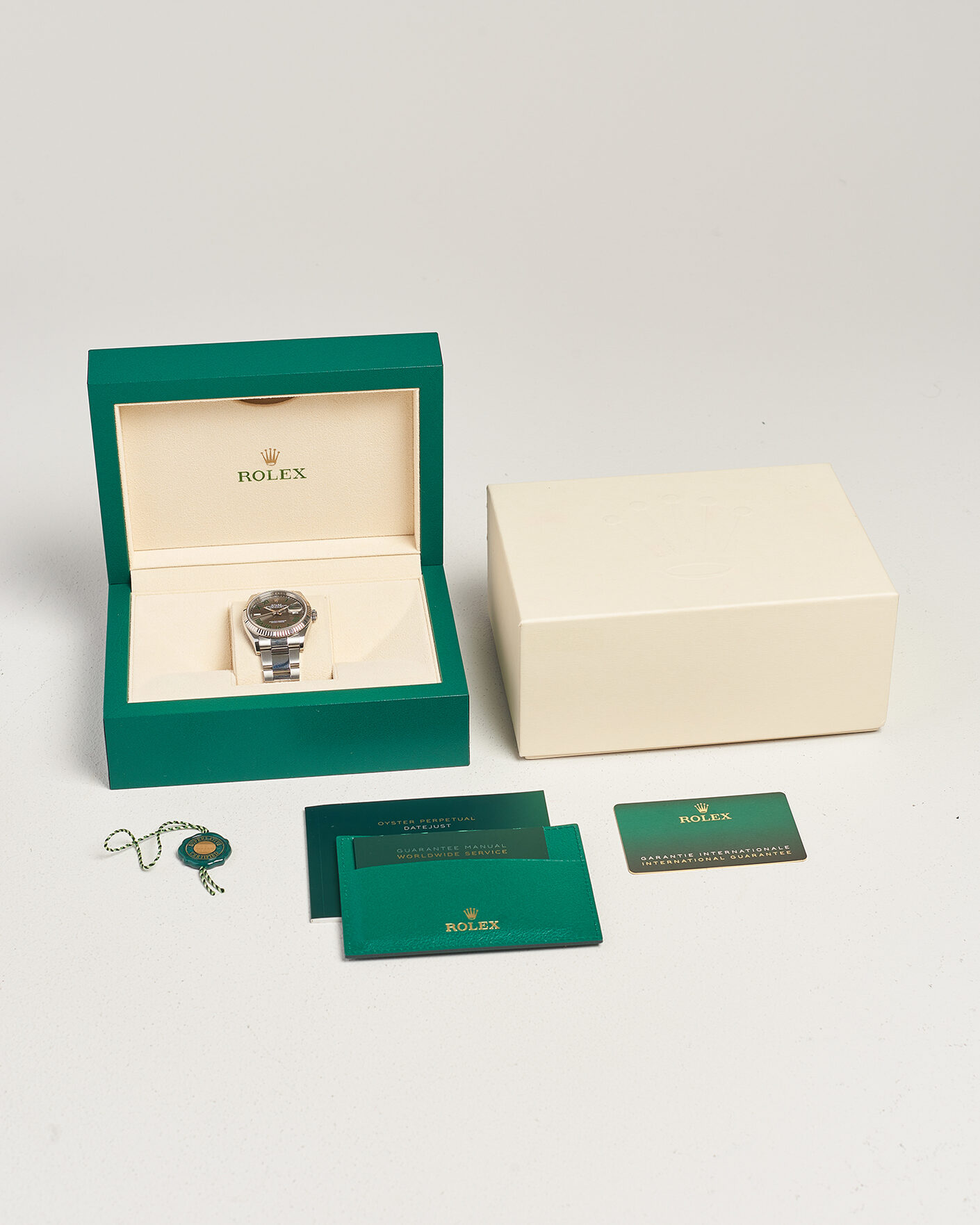 Mies | Pre-Owned & Vintage Watches | Rolex Pre-Owned | Datejust Wimbledon 