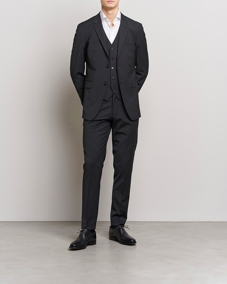 Mies | Business & Beyond | Tiger of Sweden | Jerretts Wool Travel Suit Black