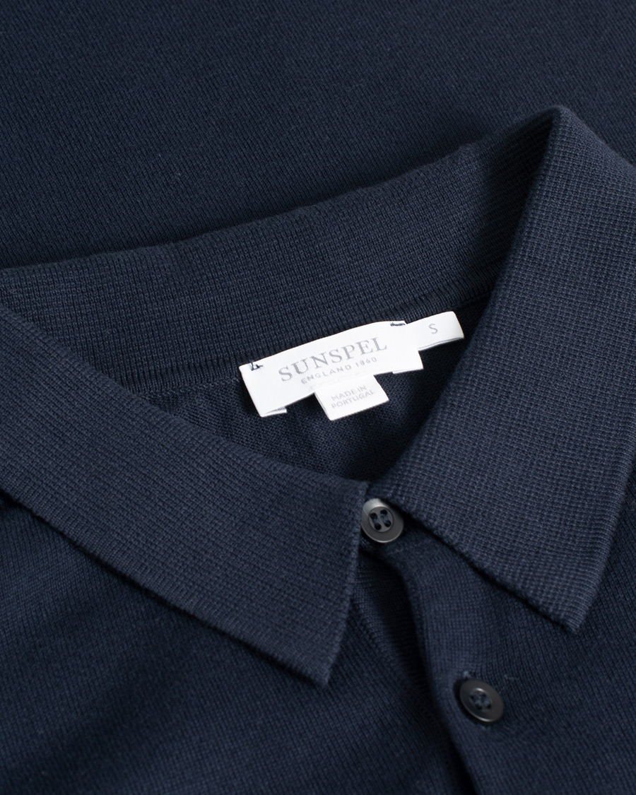 Mies | Pikeet | Pre-owned | John Smedley Adrian Slim Fit Sea Island Polo Navy