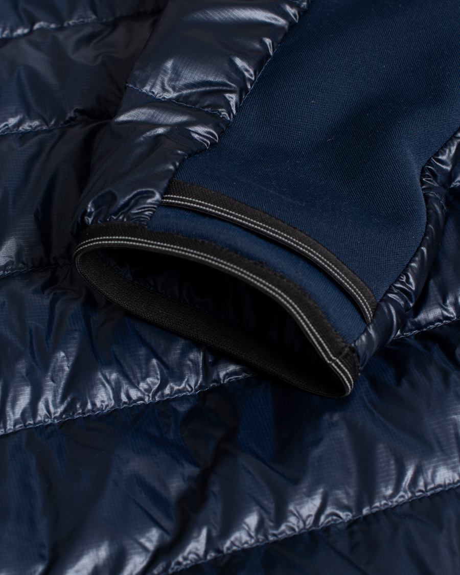 Mies | Takit | Pre-owned | Canada Goose Hybridge Lite Hoody Q Atlantic Navy