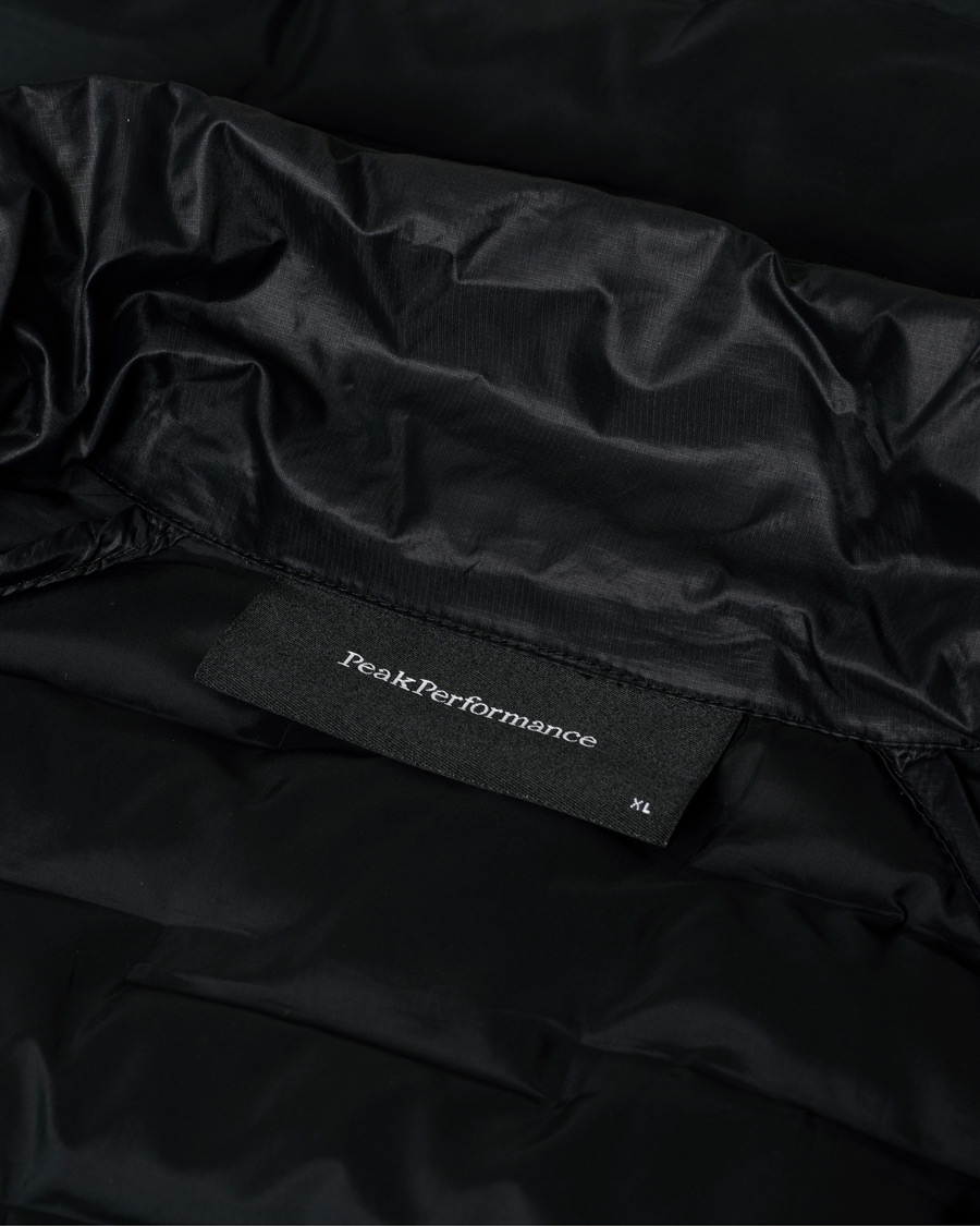 Mies | Takit | Pre-owned | Peak Performance Argon Light Jacket Black XL