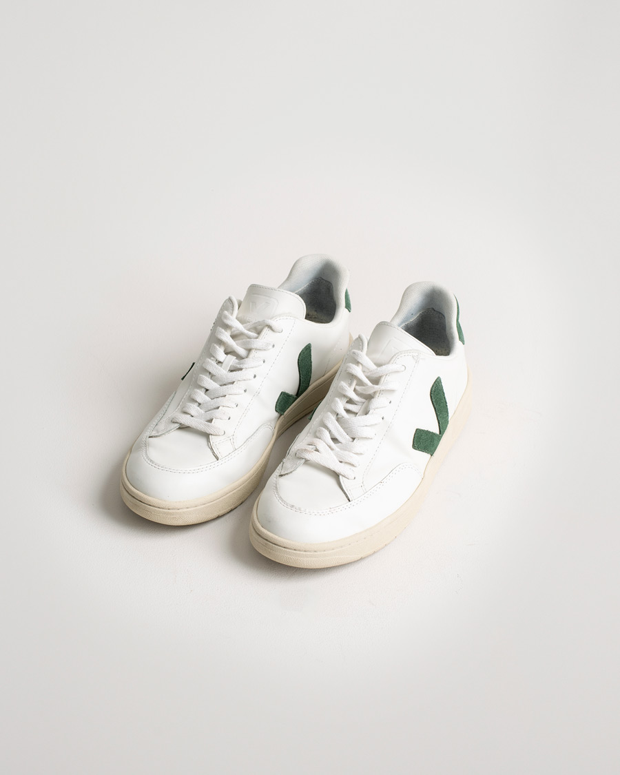 Mies | Veja V-12 Leather Sneaker Extra White/Cypres | Pre-owned | Veja V-12 Leather Sneaker Extra White/Cypres